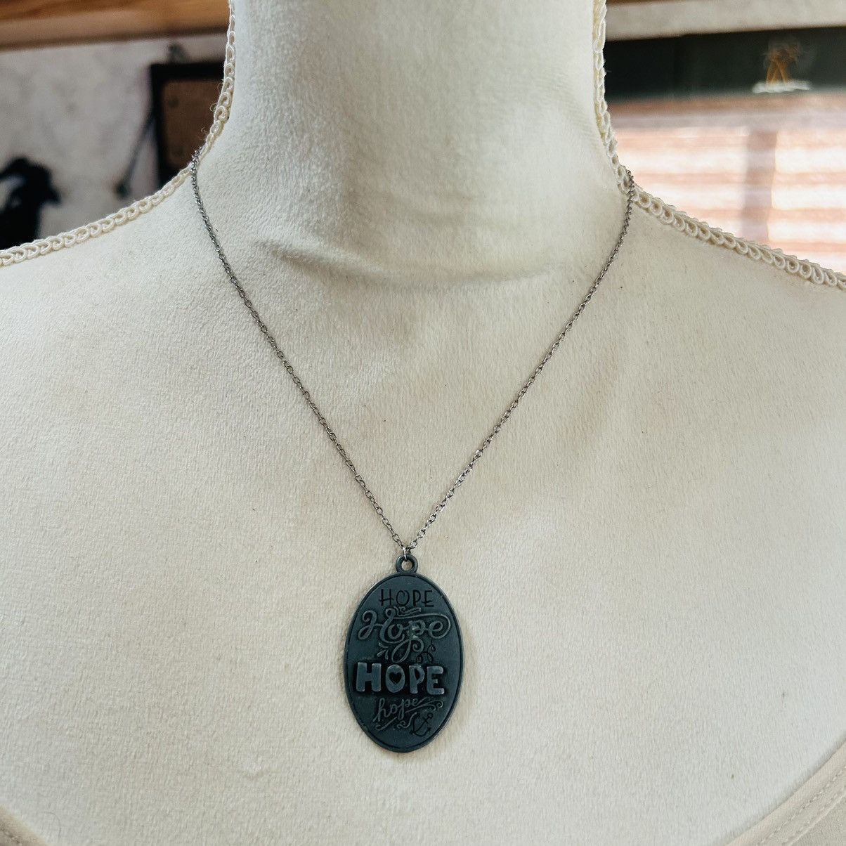 Vintage Vintage “hope anchors the soul” pendant on chain necklace Size ONE SIZE - 3 Thumbnail