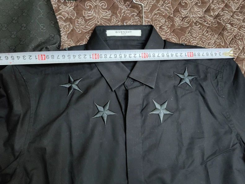Givenchy Givenchy Size41 Black star pattern shirt, 41 inches, four e Size US M / EU 48-50 / 2 - 7 Thumbnail