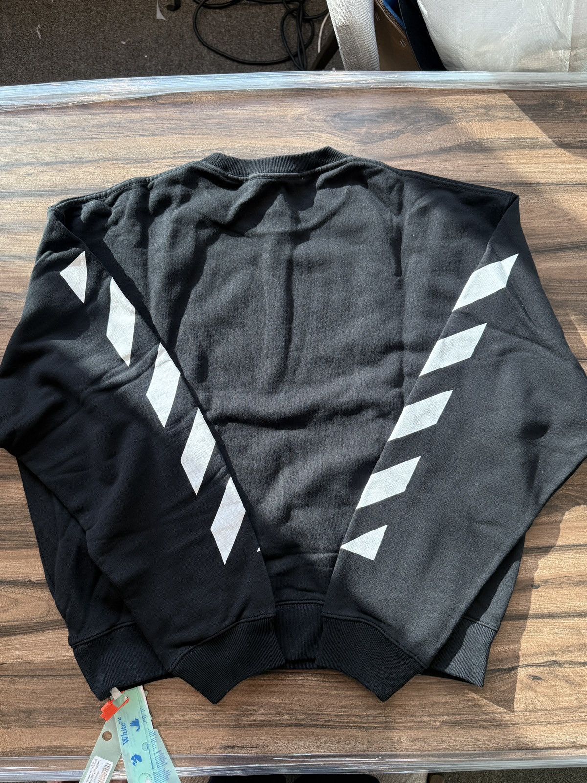 Off-White Off-White Logo Crewneck NWT size XL Size US XL / EU 56 / 4 - 2 Thumbnail