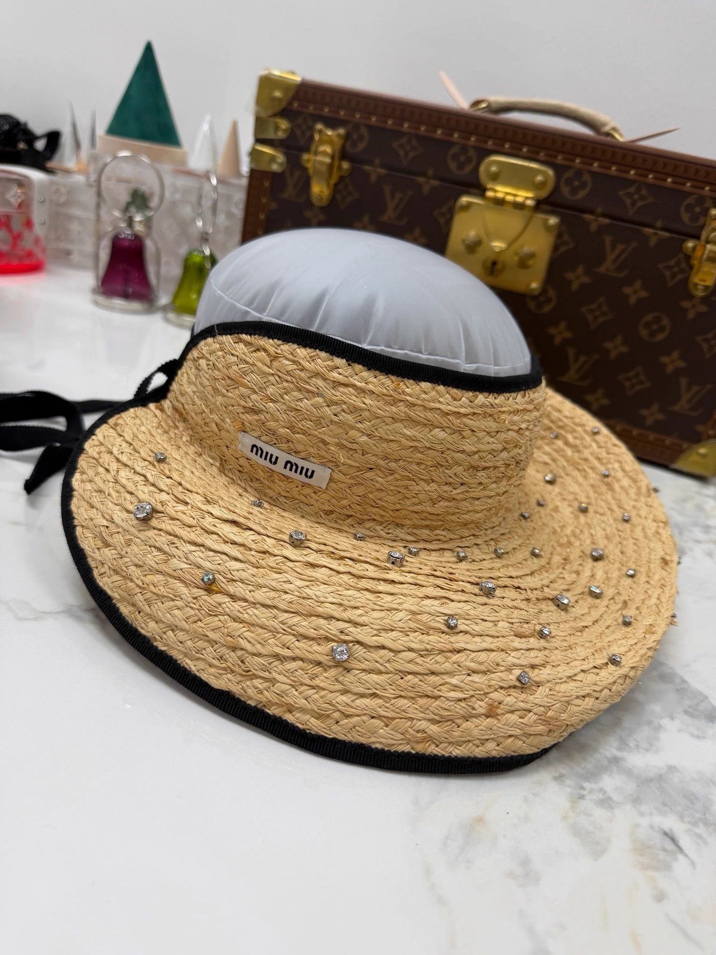 Miu Miu MIUMIU Rhinestone Straw Hat Elastic Band Size S MINT Size ONE SIZE - 2 Thumbnail