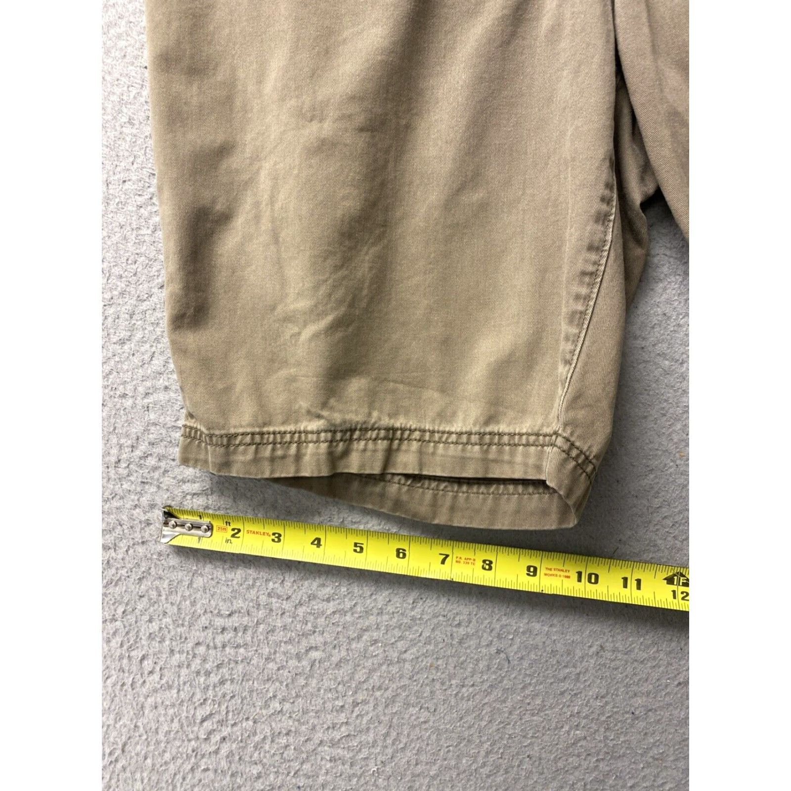 Eddie Bauer Eddie Bauer Chino Shorts Women's Size 12 Taupe Cotton Twill Pockets Regular Fit Size 33" - 5 Thumbnail