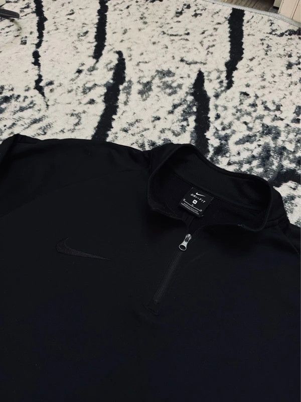 Nike Nike Dri Fit Running Sports Sweatshirt Black M Size US M / EU 48-50 / 2 - 3 Thumbnail