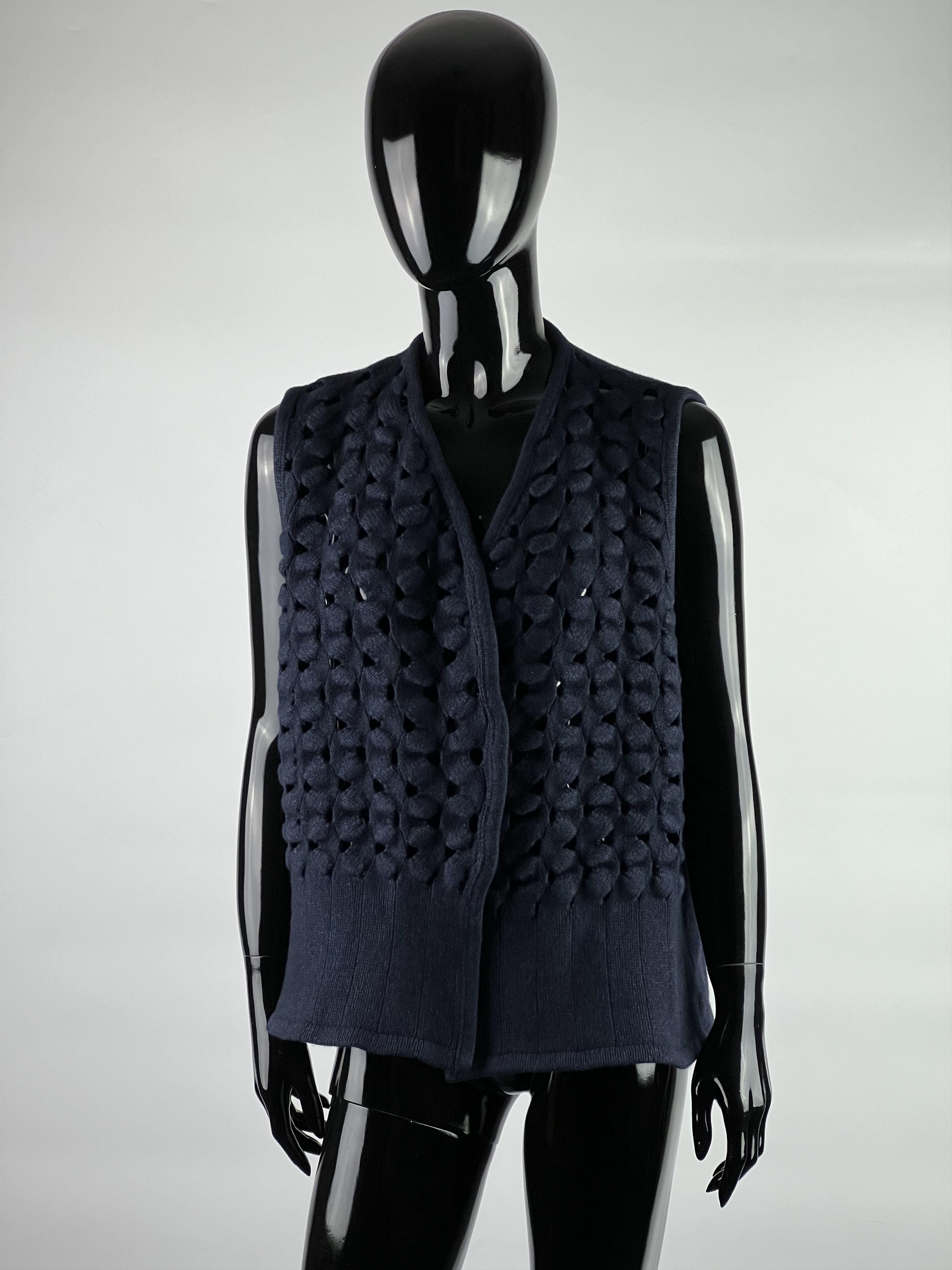 Les Copains × Vintage Les Copains Vintage Wool Silk Cashmere Knit Vest Size IT46 Size L / US 10 / IT 46 - 1 Thumbnail