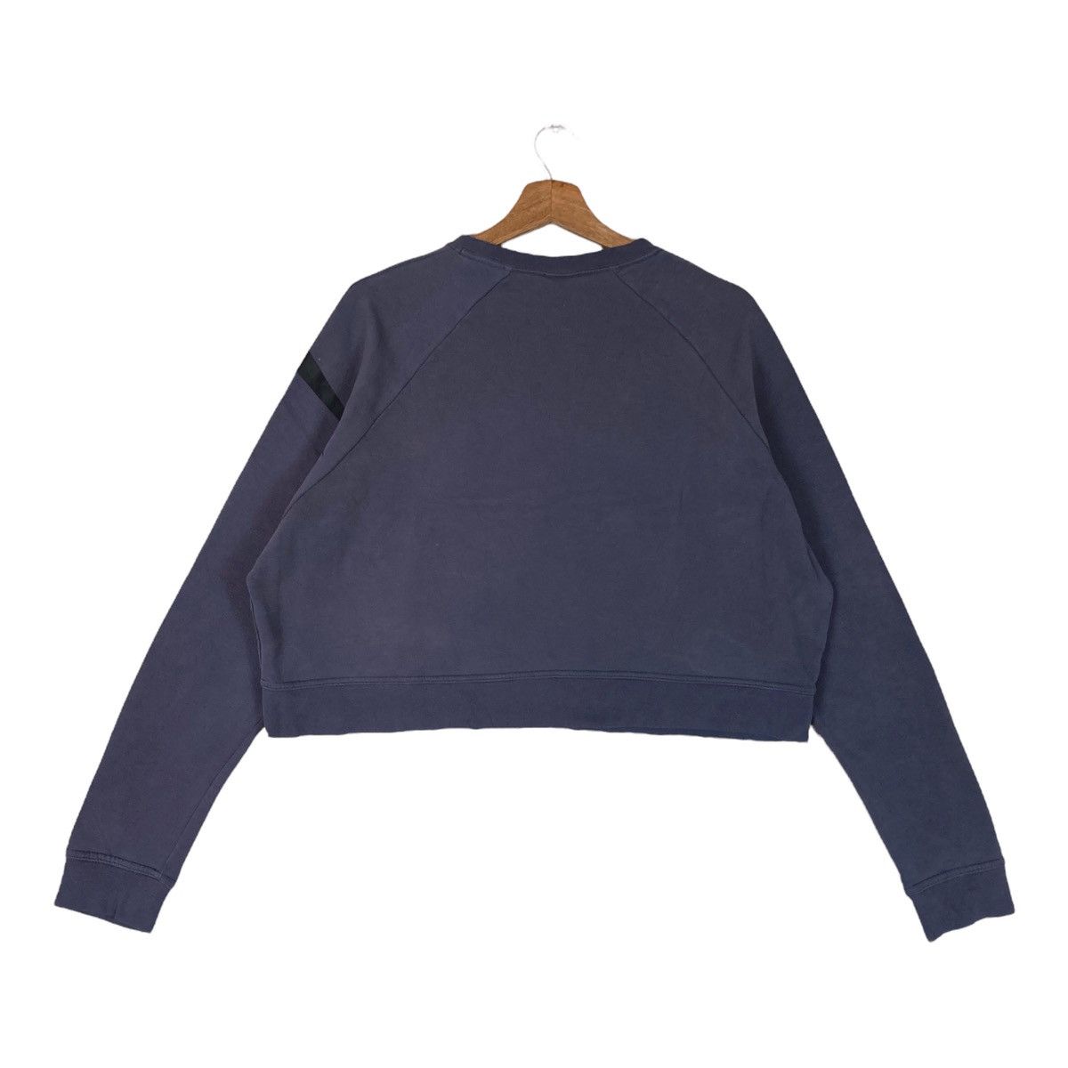 Nike Vintage Nike Crop Top Pullover Jumper Sweatshirt Size L / US 10 / IT 46 - 4 Thumbnail