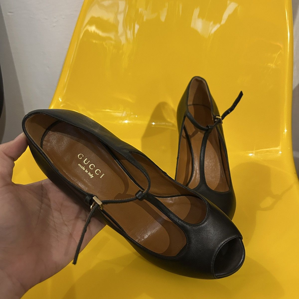 Gucci Gucci Betty T-Strap Platform Peep Toe Pump Size US 7 / IT 37 - 2 Thumbnail