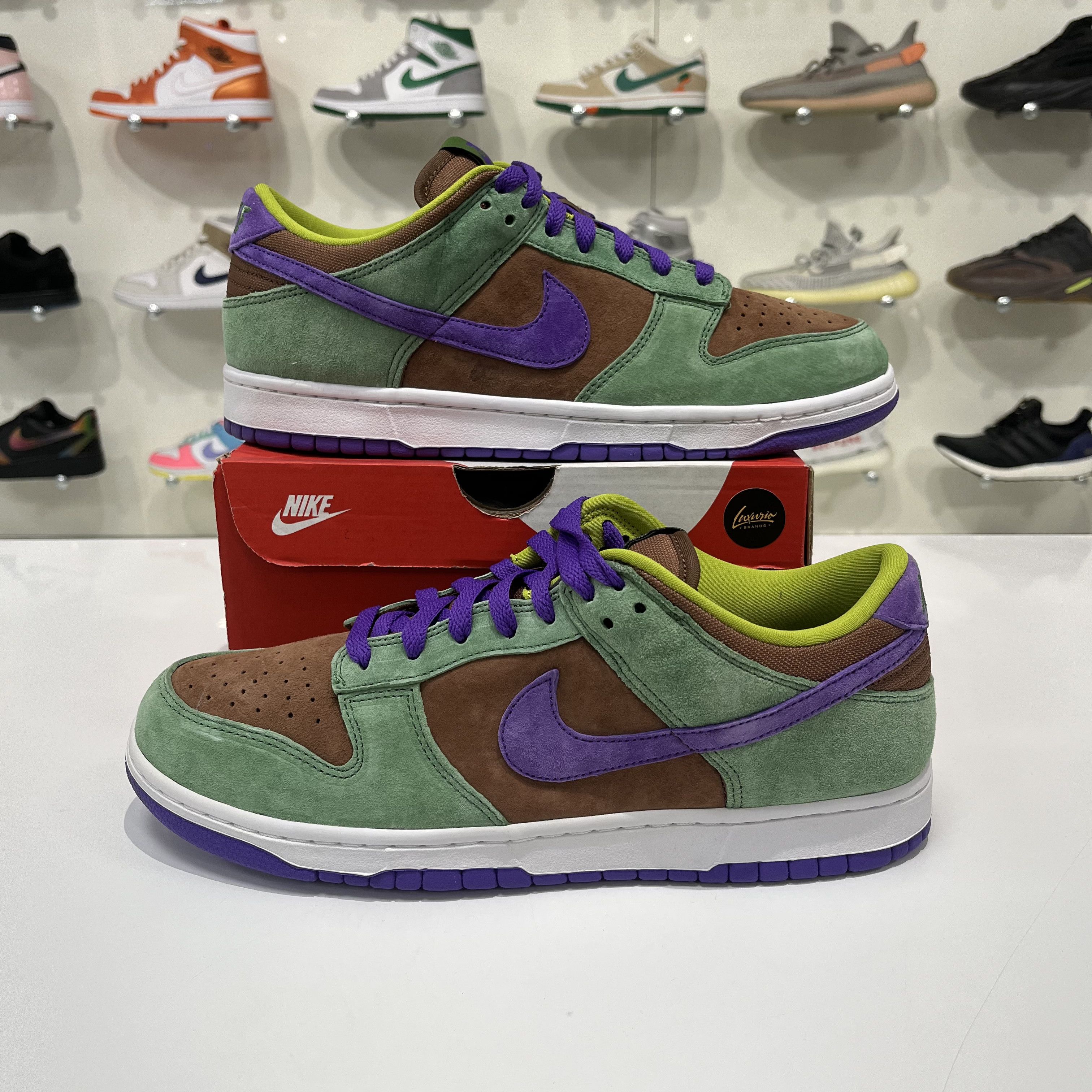 Nike Nike Dunk Low Veneer 2020 Size US 10 / EU 43 - 1 Thumbnail