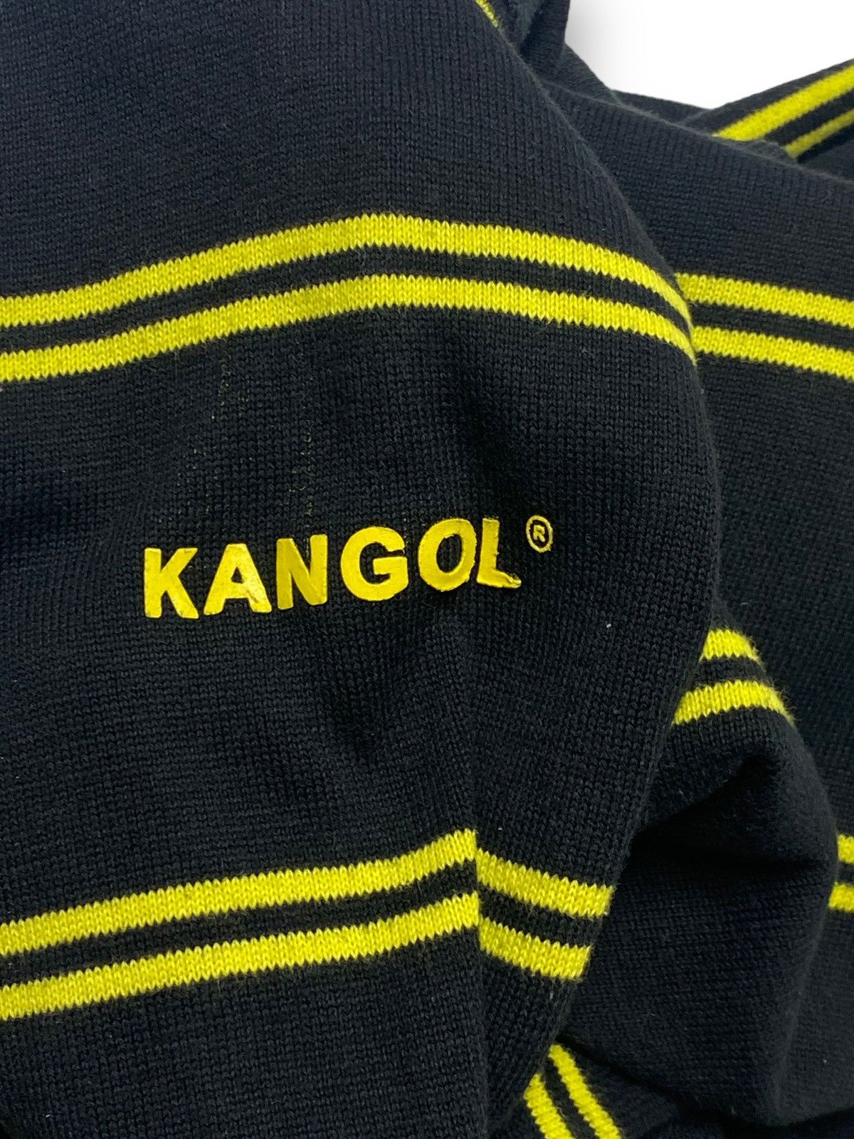 Kangol Vintage KANGOL Black Yellow Striped Sweatshirt Size US S / EU 44-46 / 1 - 3 Thumbnail