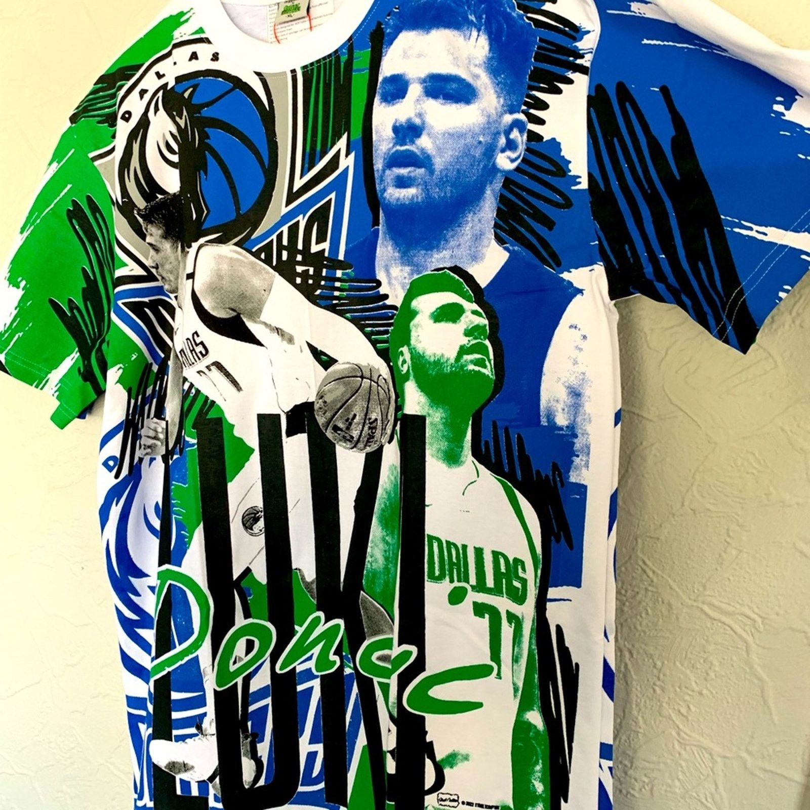 NBA ALL OVER PRINT LUKA DONCIC AOP HEAVY SOFT CUT & SEW RARE Size US XL / EU 56 / 4 - 2 Thumbnail