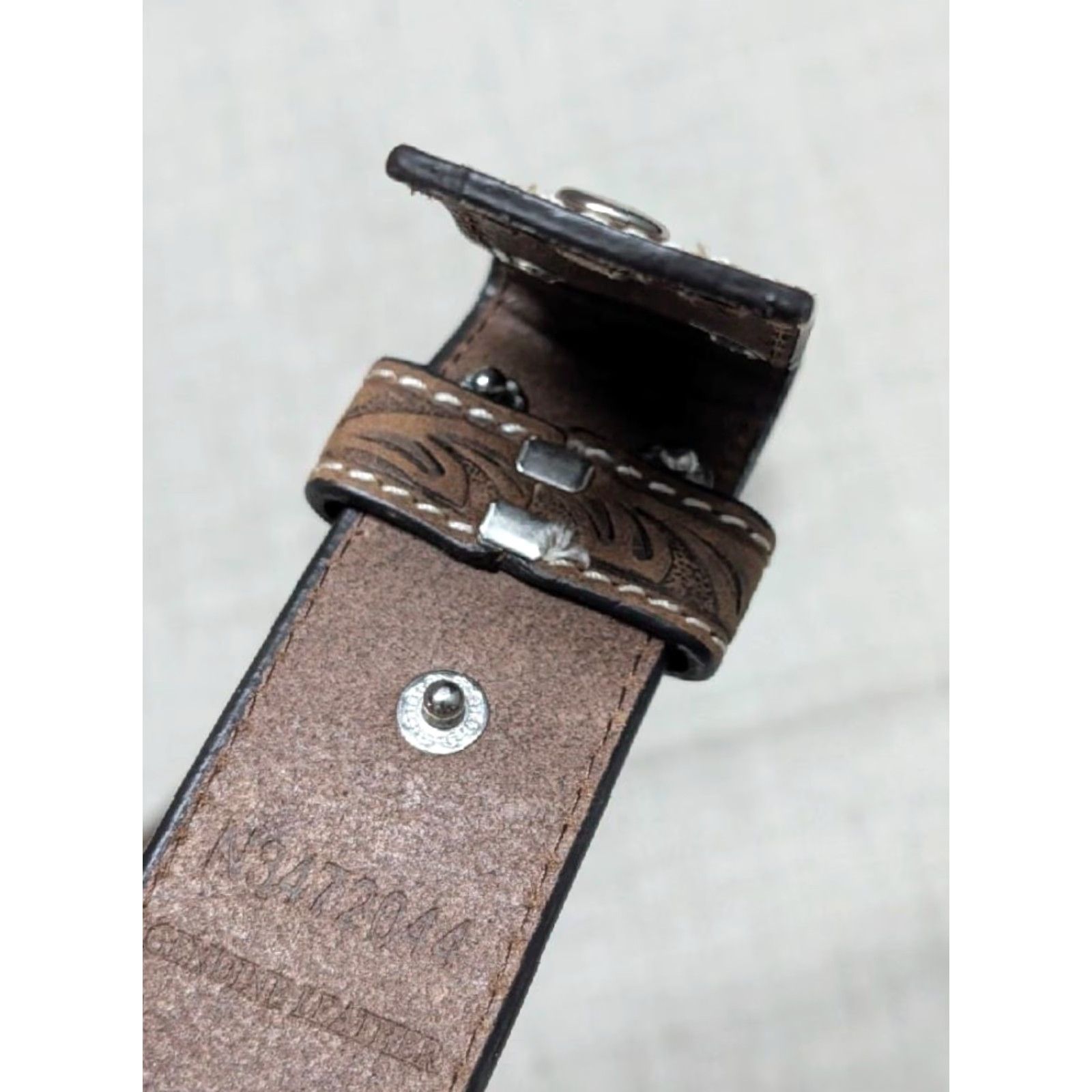 Vintage VINTAGE western belt Nocona brown leather 42 studded buckle floral cowhide belt width 1-1/2 Men Mens Size 42 - 5 Thumbnail