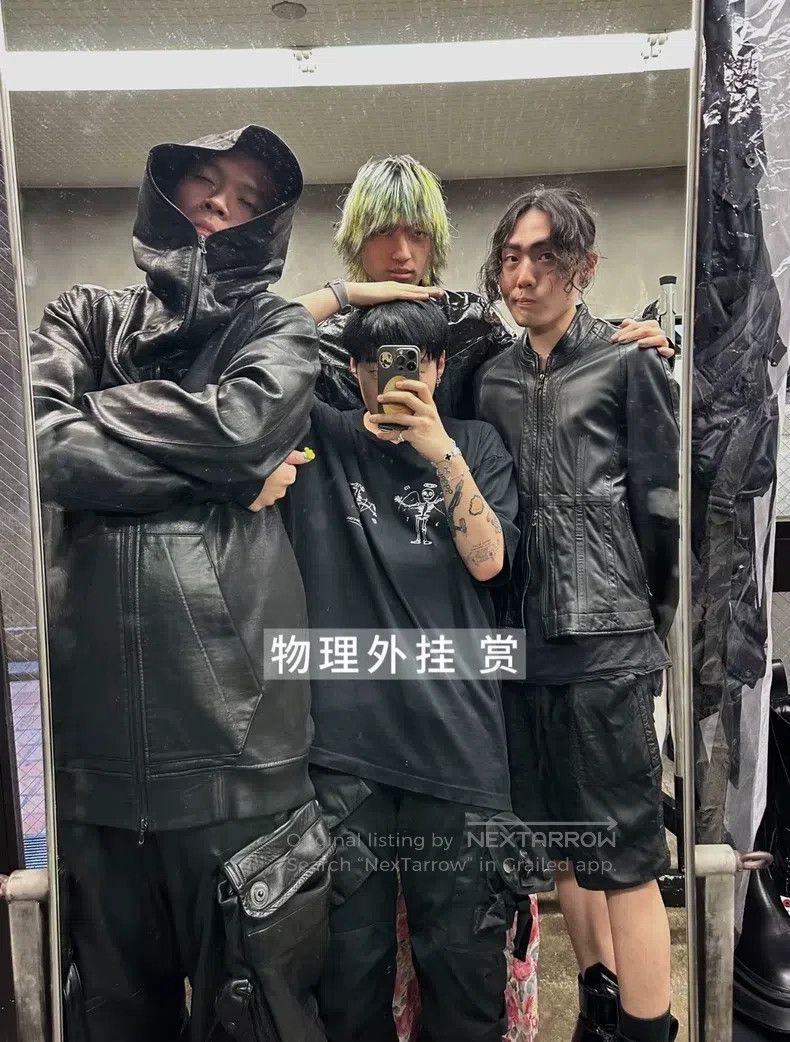 Takahiromiyashita The Soloist. Takahiromiyashita The Soloist. Black short sleeves Skull m Size US L / EU 52-54 / 3 - 8 Thumbnail