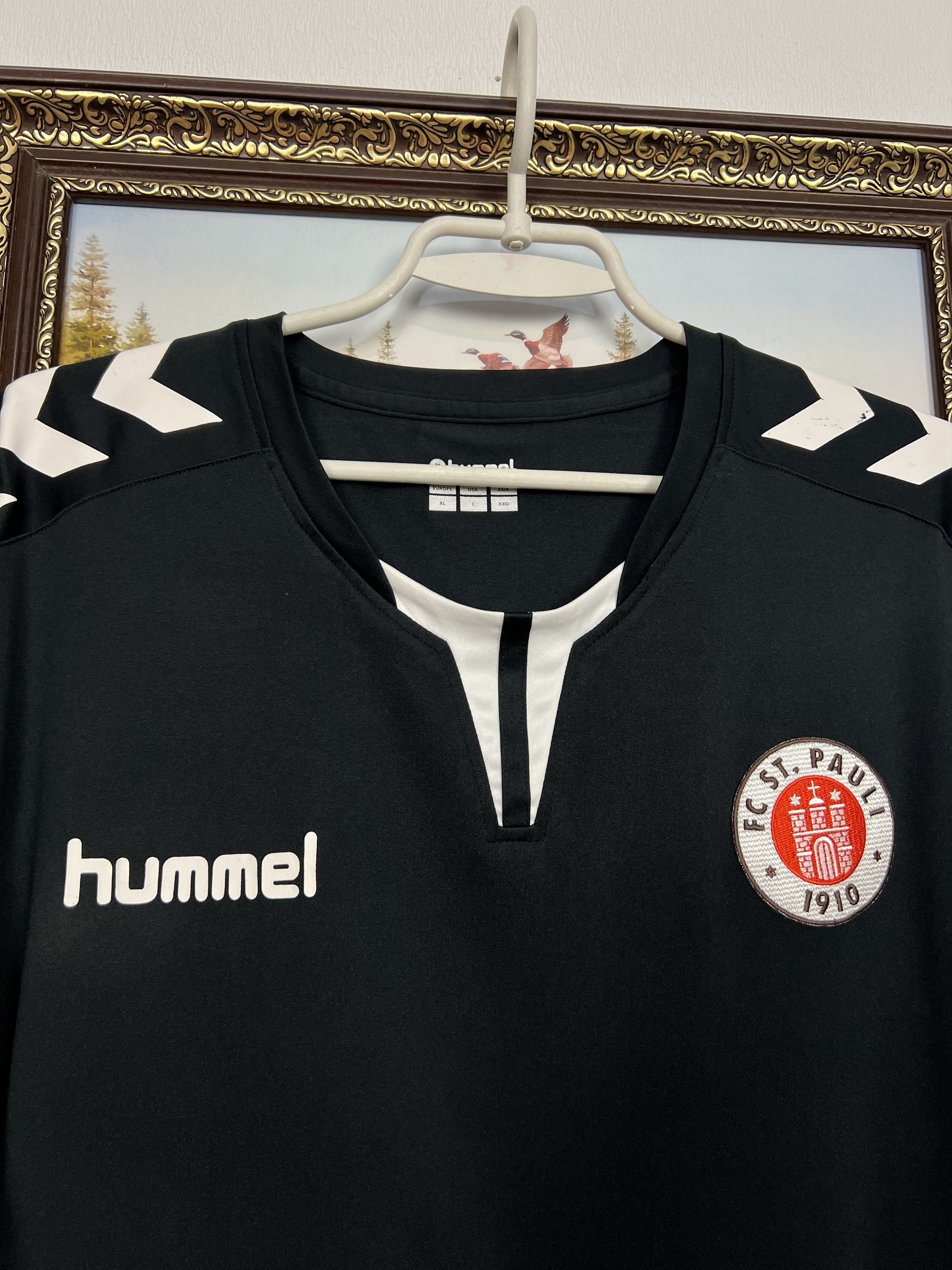 Hummel Hummel St Pauli Football Train Shirt Soccer Jersey Trikot Size US L / EU 52-54 / 3 - 3 Thumbnail