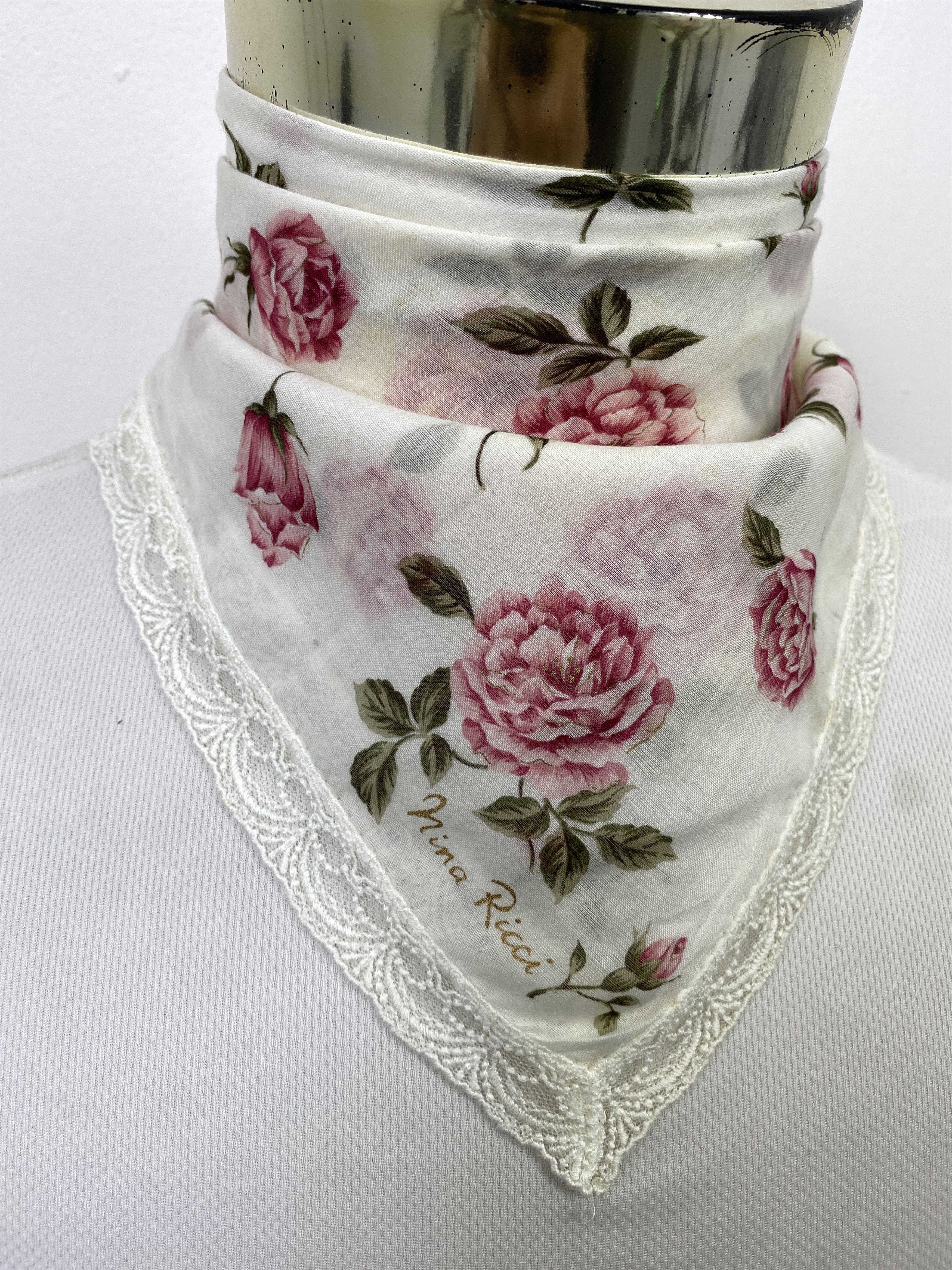 Other Vintage Nina Ricci Handkerchief / Neckerchief KT0232 Size ONE SIZE - 2 Thumbnail
