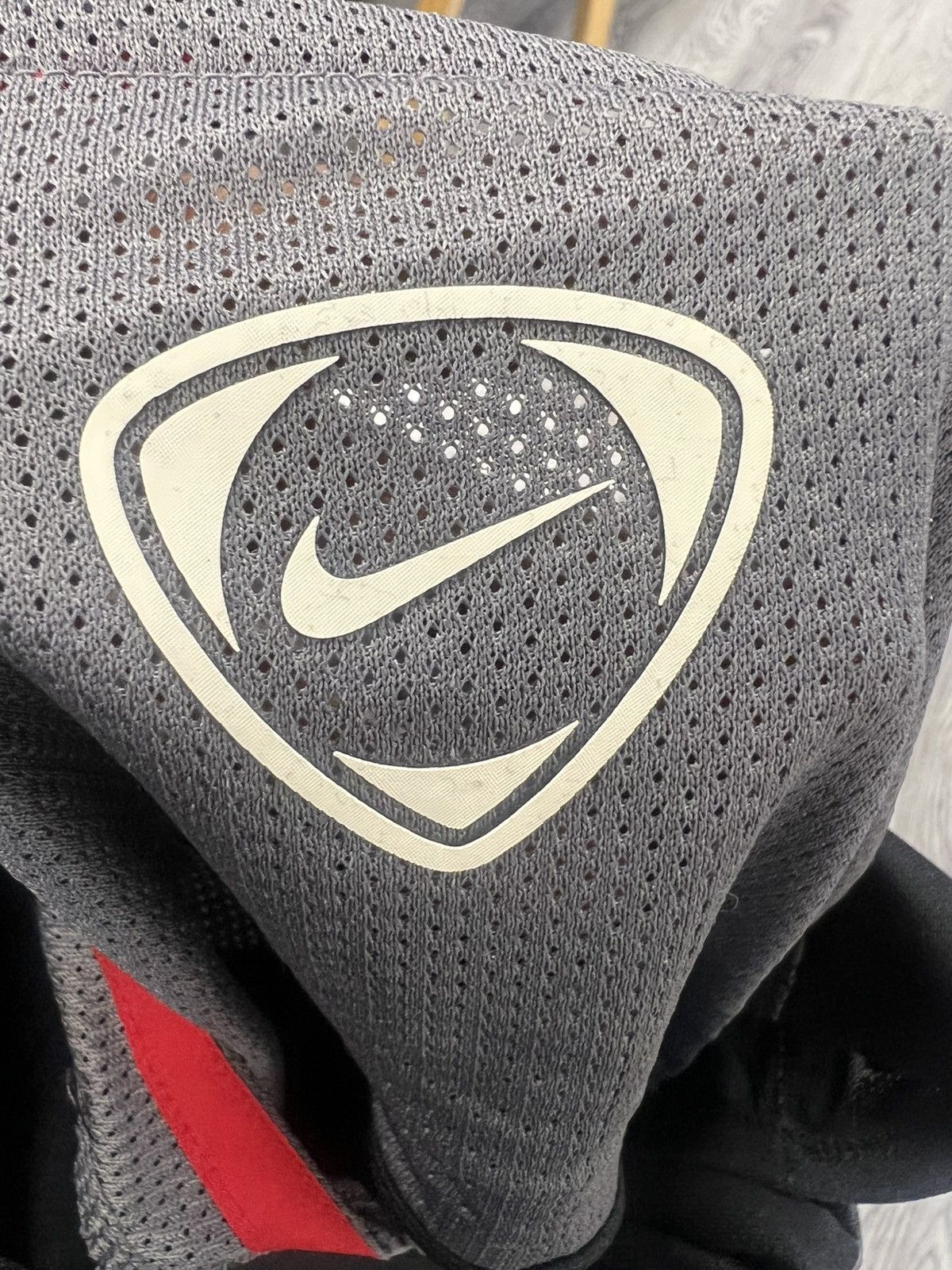 Nike Legendary sold out Nike Total 90 dri-fit sleeveless vest Size US L / EU 52-54 / 3 - 6 Thumbnail