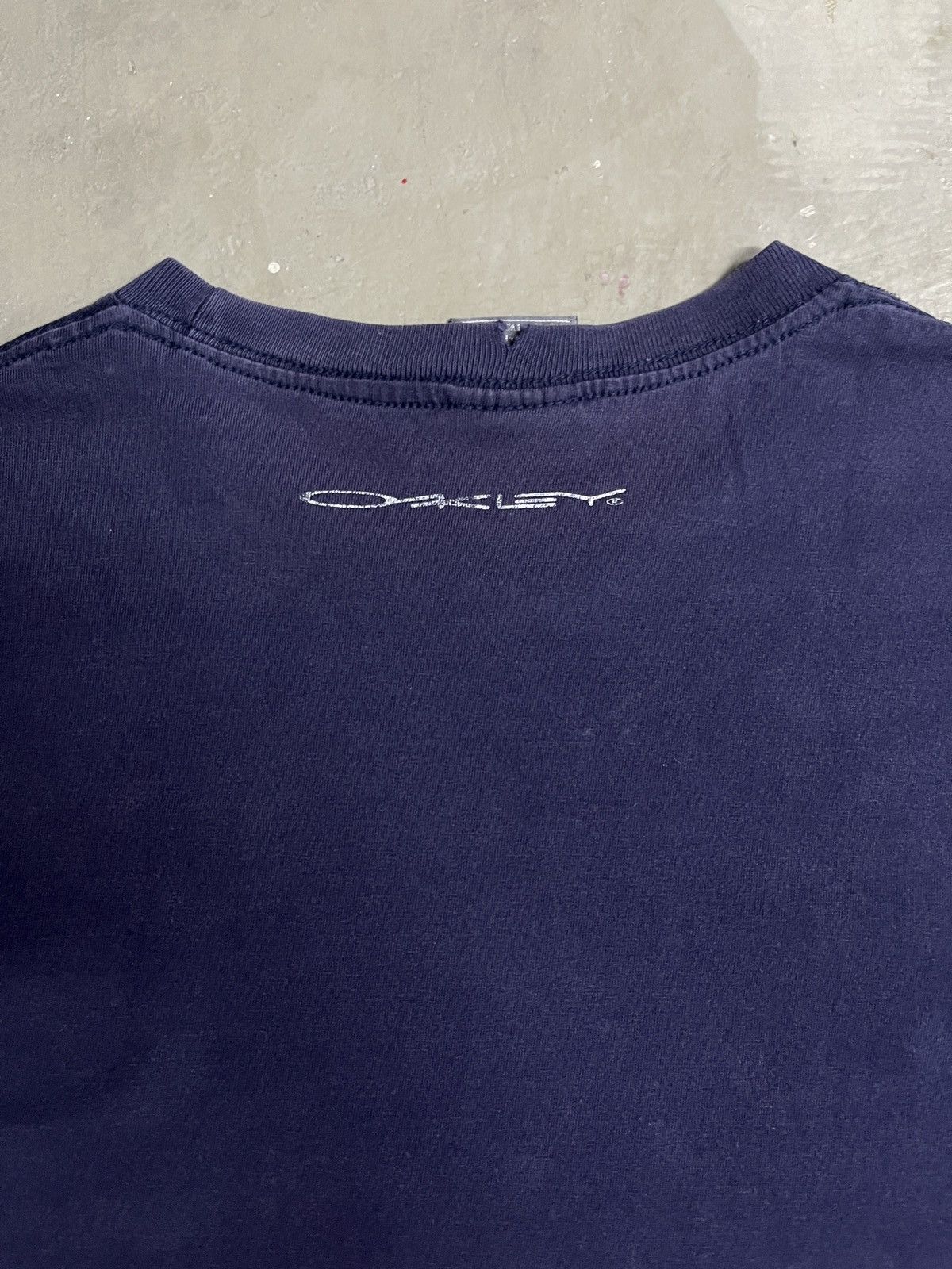 Oakley Vintage Distressed Sunfaded Oakley Software Center Logo Size US L / EU 52-54 / 3 - 9 Thumbnail