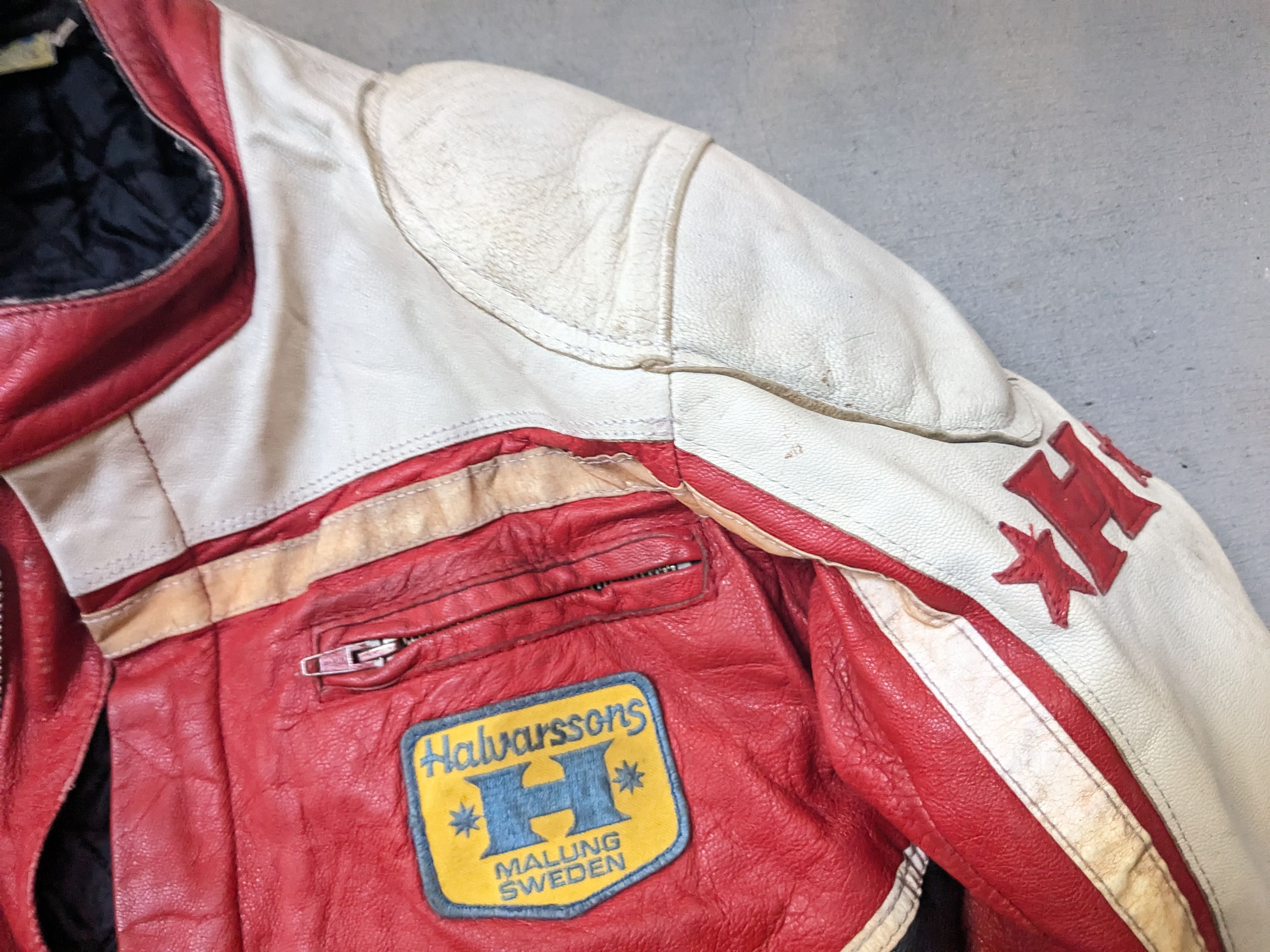 Genuine Leather Vintage Motorcycle Leather Biker Jacket Red Black White Y2K Size US M / EU 48-50 / 2 - 5 Thumbnail