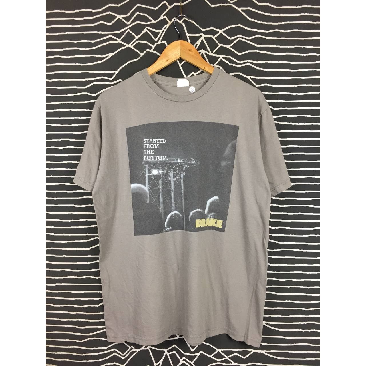 Band Tees × Drake × Rap Tees Drake Started From The Bottom Billboard 2014 Hip Hop Rap Tee Size US XL / EU 56 / 4 - 1 Thumbnail