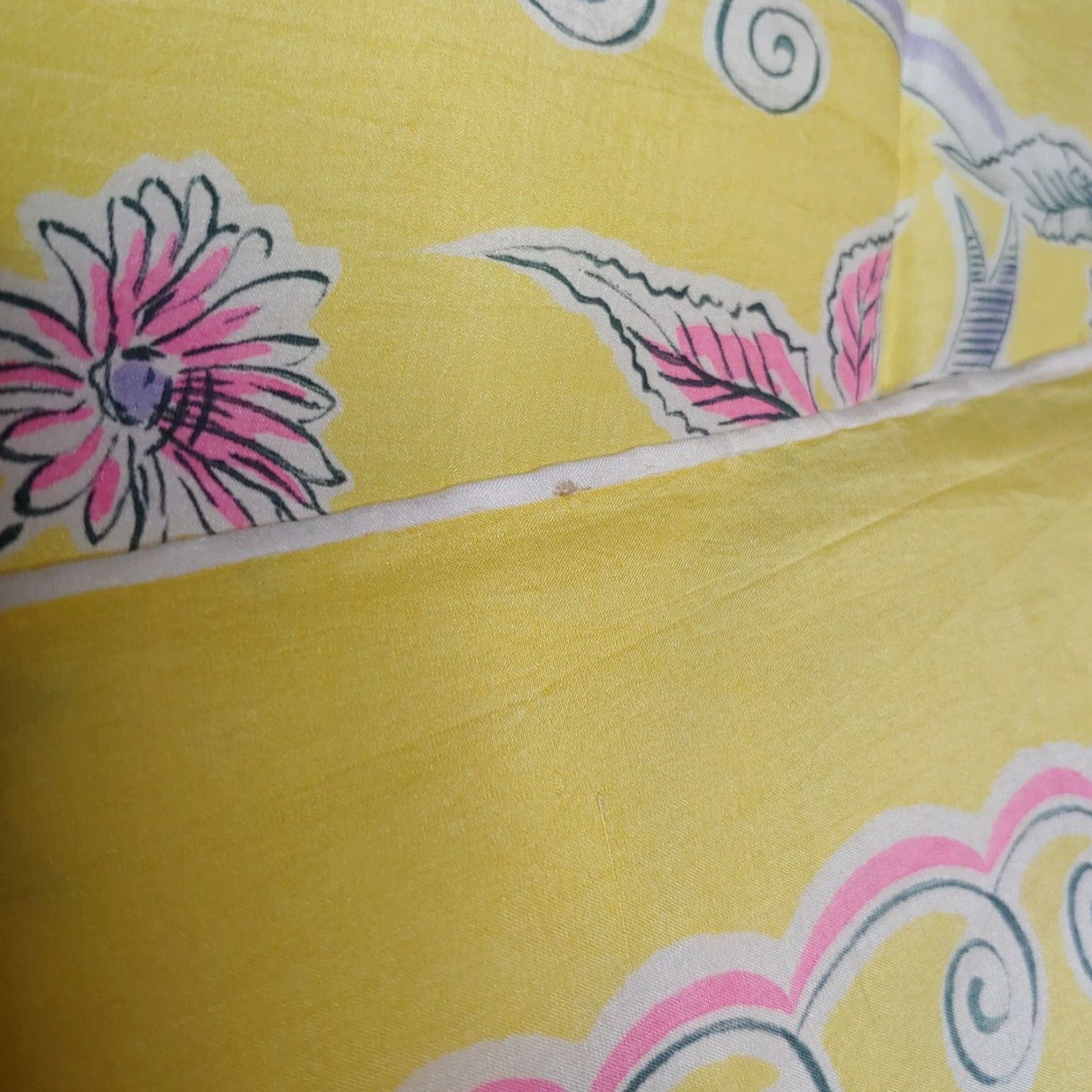 Vintage Vintage Women's Silk-Like Yellow Scarf Casual Accessory 35.5x33" Womens Size ONE SIZE - 6 Thumbnail