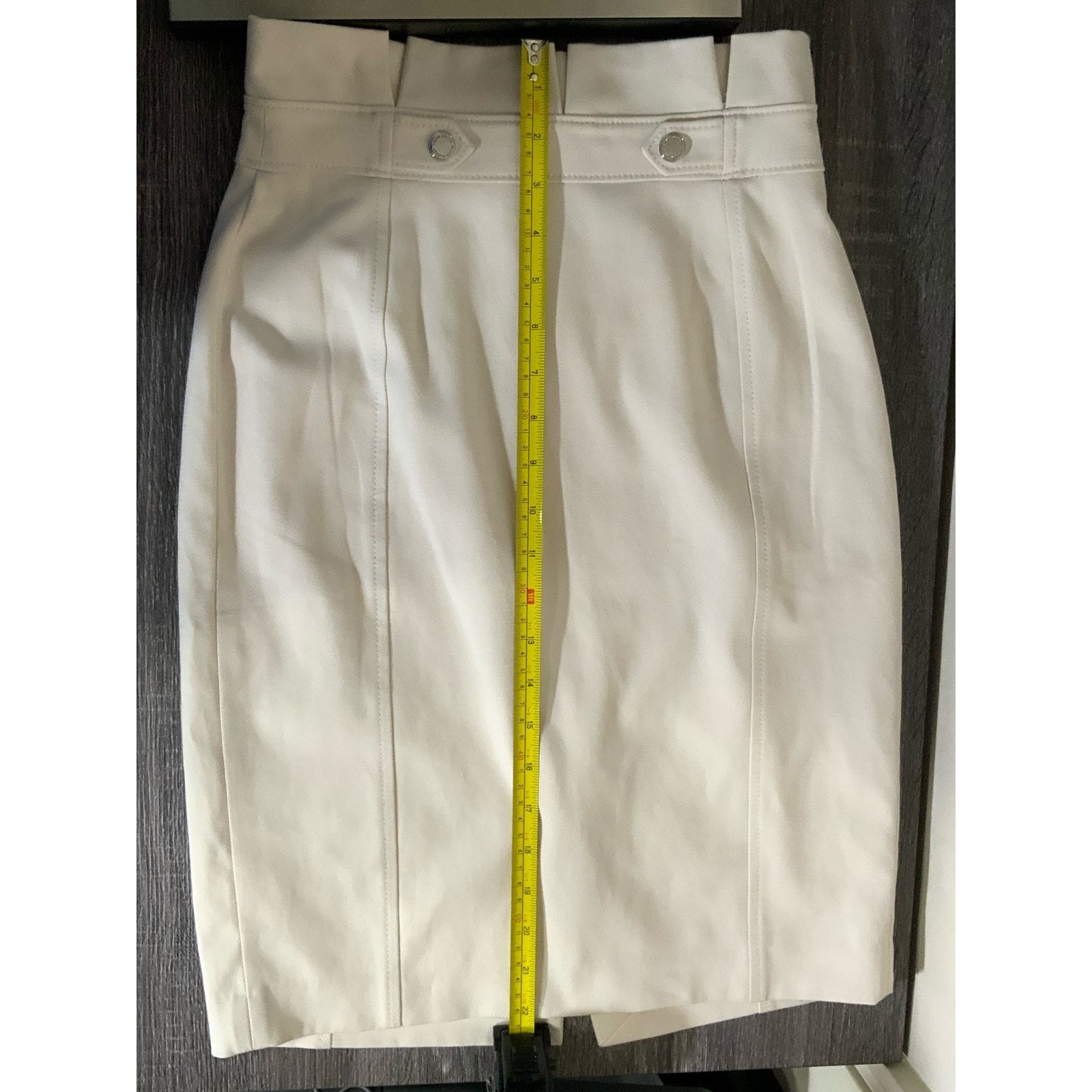 White House Black Market White House Black Market Cream Midi Pencil Skirt Size 00 Size 24" / US 00 / IT 34 - 8 Thumbnail
