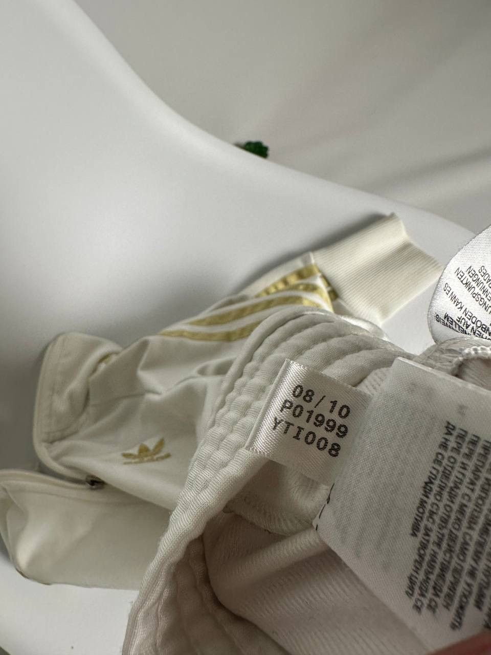 Adidas × Vintage BALENCIAGA STYLE ADIDAS WHITE FULL ZIP Size S / US 4 / IT 40 - 6 Thumbnail