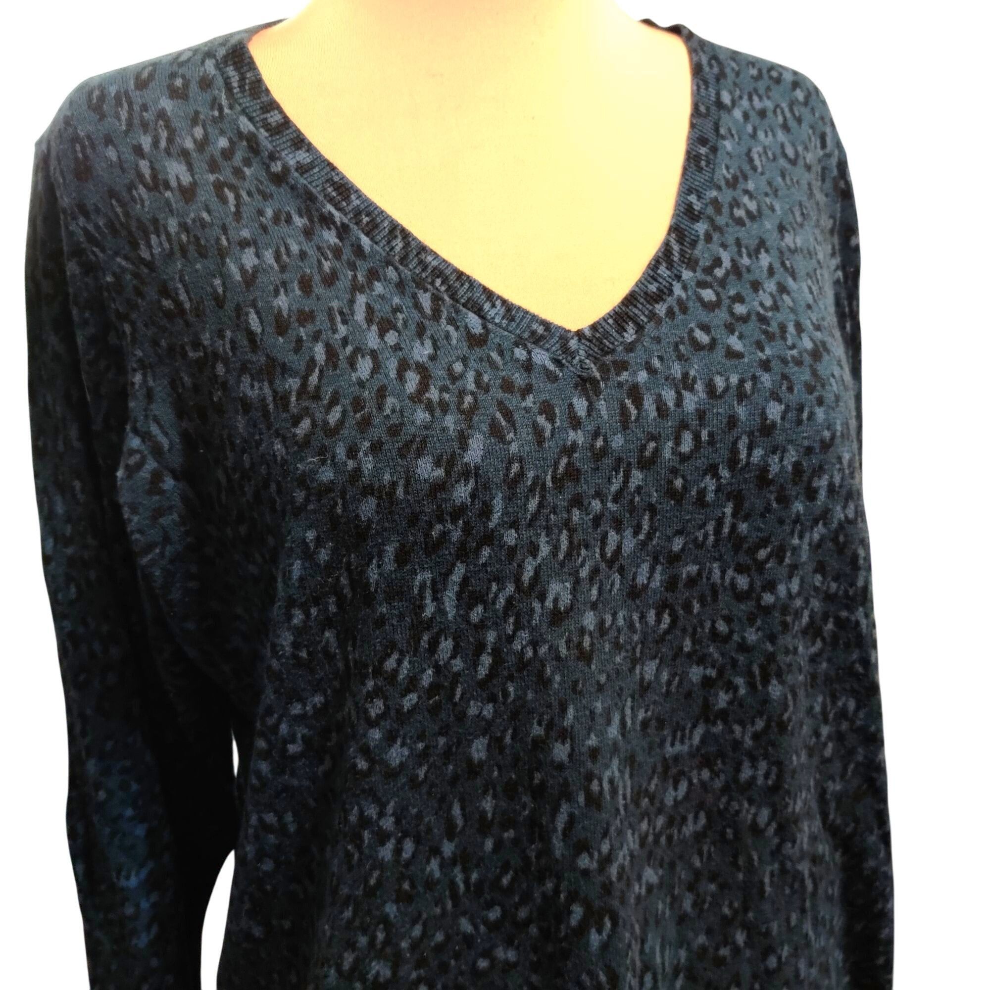 Other Amazon Essentials XL Navy Blue Leopard Print Sweater V Neck Size XL / US 12-14 / IT 48-50 - 9 Thumbnail