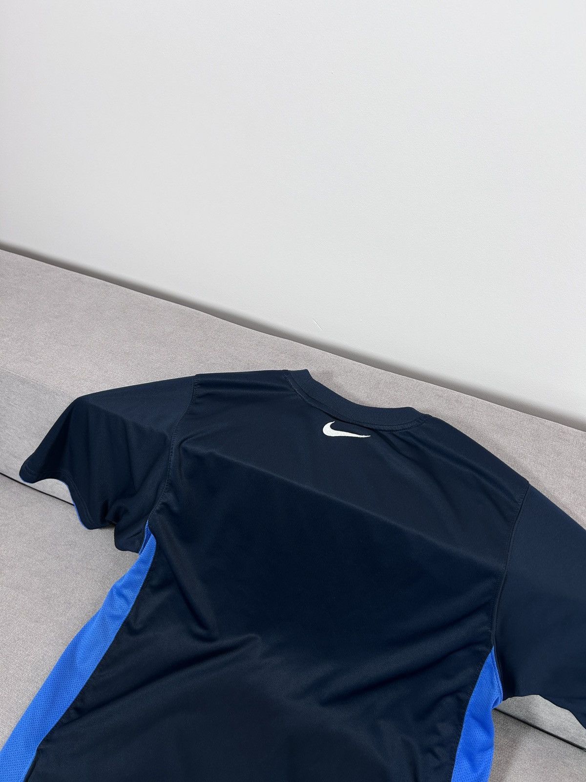 Other 90’s NIKE SWOOSH LOGO Y2K STRIPES TEE Size US M / EU 48-50 / 2 - 8 Thumbnail