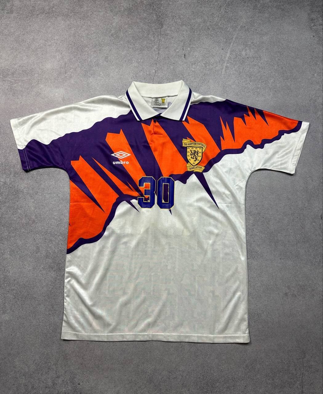 Umbro Vintage Umbro Scotland Jersey, Size L – Classic Football tee Size US L / EU 52-54 / 3 - 1 Thumbnail