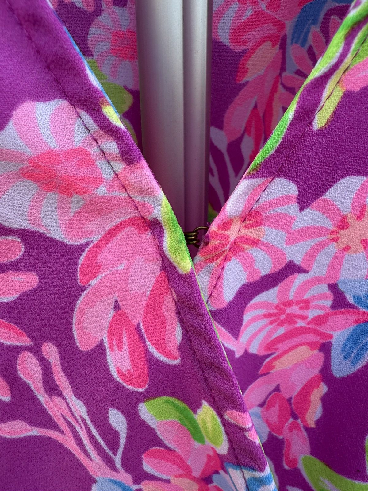 Lilly Pulitzer Lilly Pulitzer Cristiana Stretch Dress Moms The Word Floral Size XS / US 0-2 / IT 36-38 - 3 Thumbnail