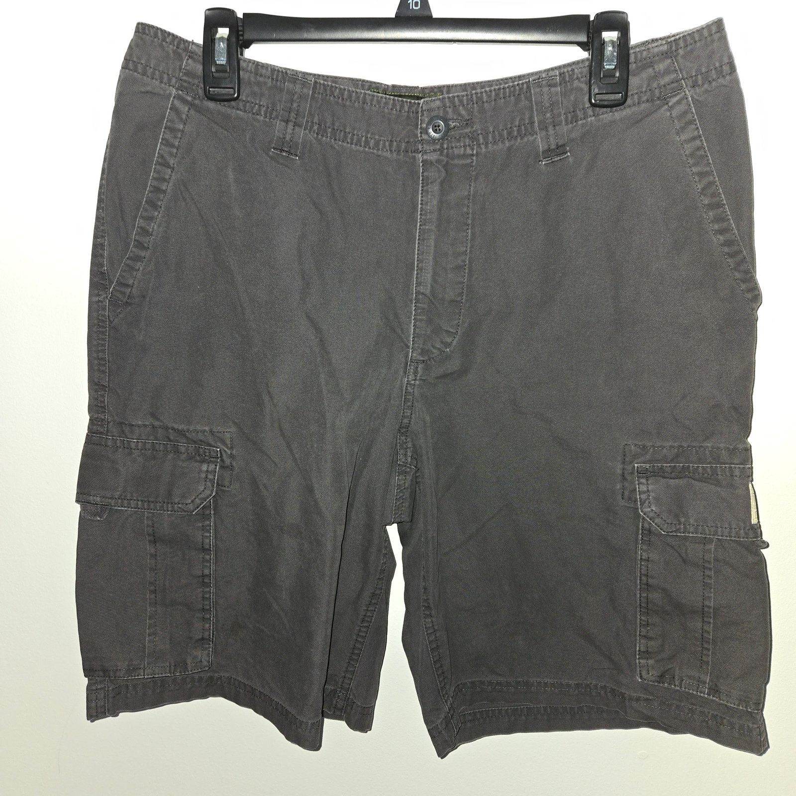 Eddie Bauer Eddie Bauer Size 34 Classic Vintage Cargo Shorts Size US 34 / EU 50 - 1 Thumbnail