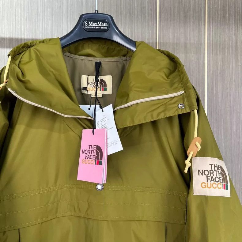 Gucci Gucci TNF Collaboration Windbreaker Jacket XS-2506 Size XS / US 0-2 / IT 36-38 - 3 Thumbnail