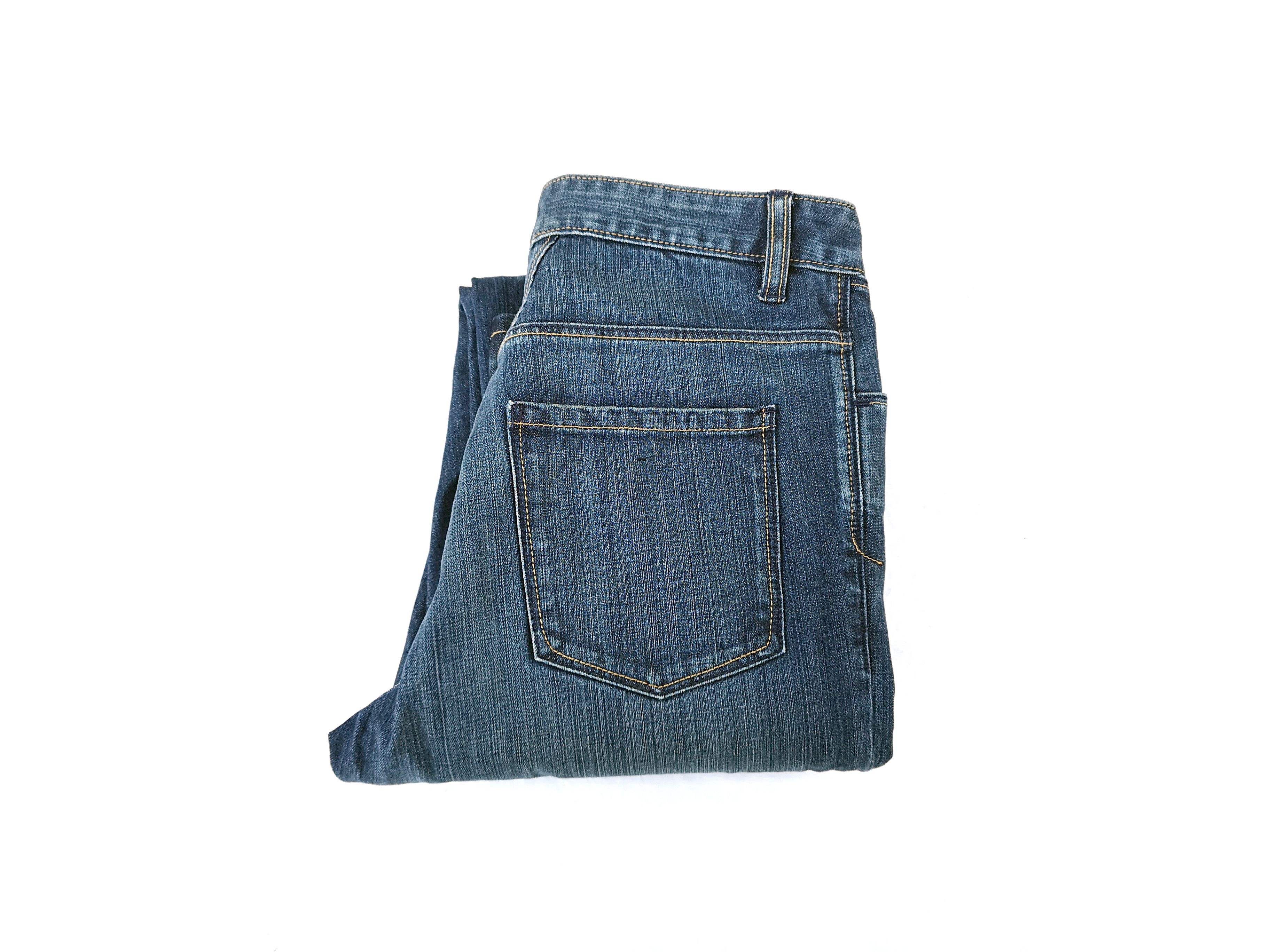 image of Closed Drive Line C91484 Jeans Size 28 ,mid Rise, Slim Fit in Dark Blue, Women's