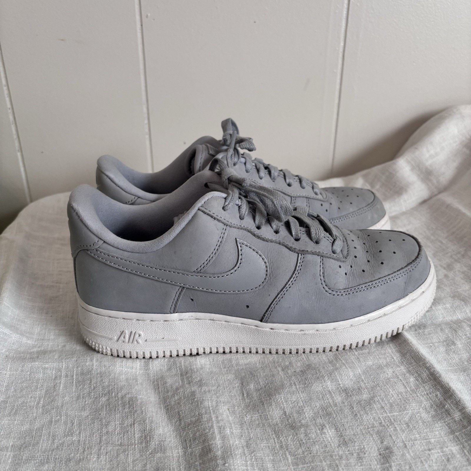 Nike Nike Air Force 1 Low '07 PRM Wolf Grey (Women's) size 7 DR9 Size US 7 / IT 37 - 2 Thumbnail