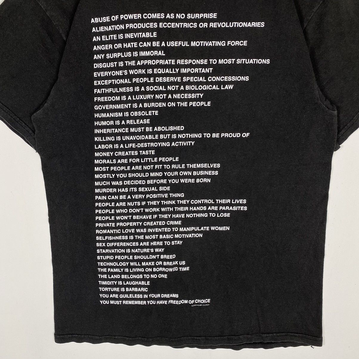 Vintage Vintage 90's JENNY HOLZER Truisms Fotofolio Tee Size US M / EU 48-50 / 2 - 3 Thumbnail