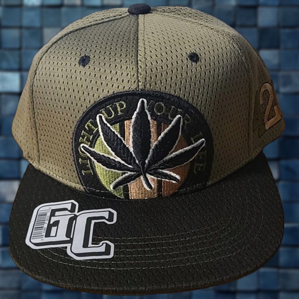 Brandblack MARIJUANA LEAF 420 LIGHT UP YOUR LIFE SNAPBACK BASEBALL CAP GREEN BLACK Size ONE SIZE - 1 Thumbnail