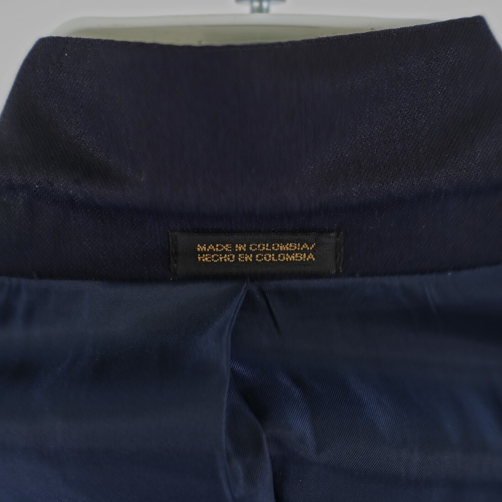 Stafford DAMAGED Stafford Wool Blue 2 Gold Button Blazer 44R Tagged 4 Size 44R - 12 Thumbnail