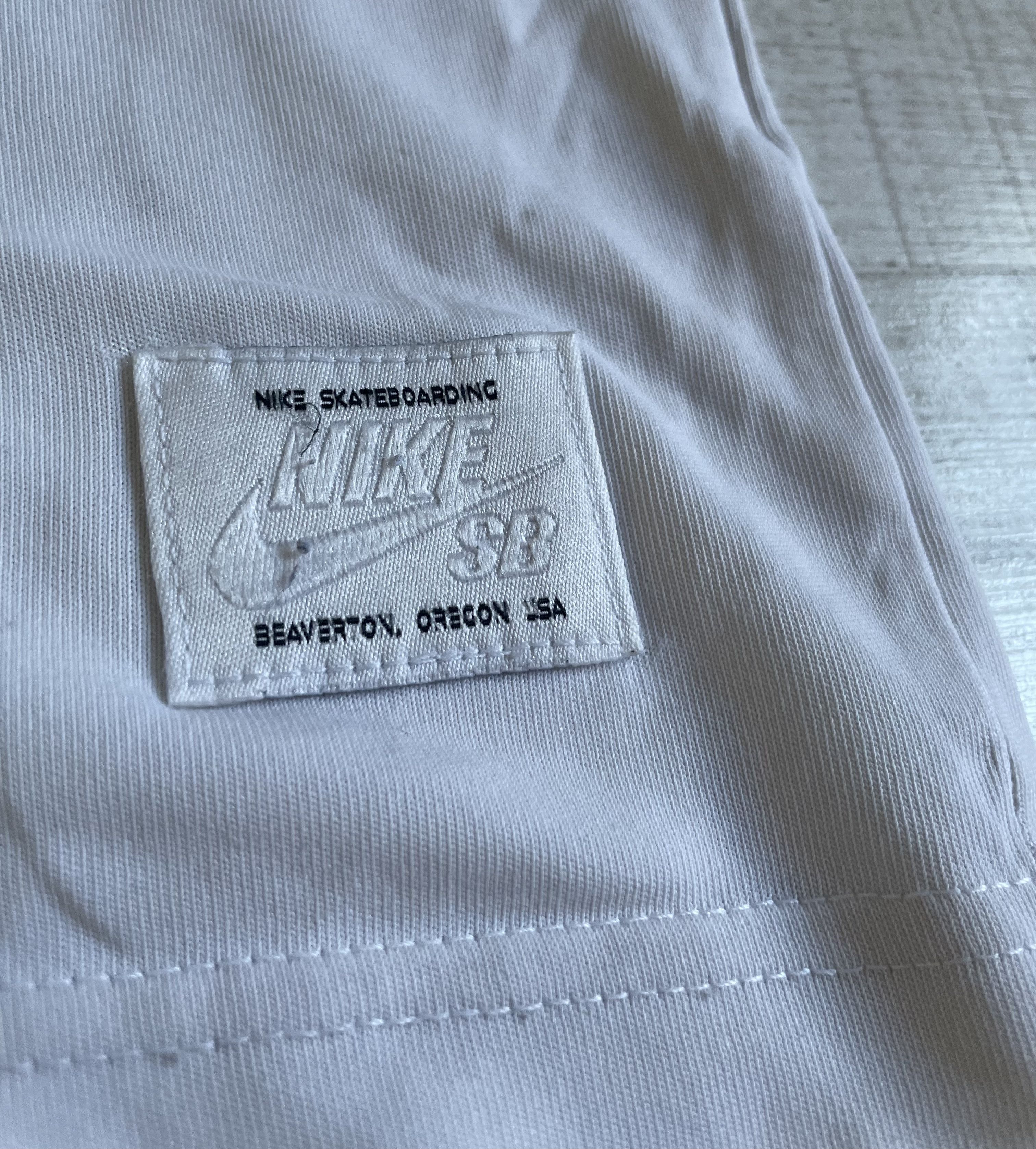 Nike × Vintage Nike SB T-shirt Size US XL / EU 56 / 4 - 4 Thumbnail