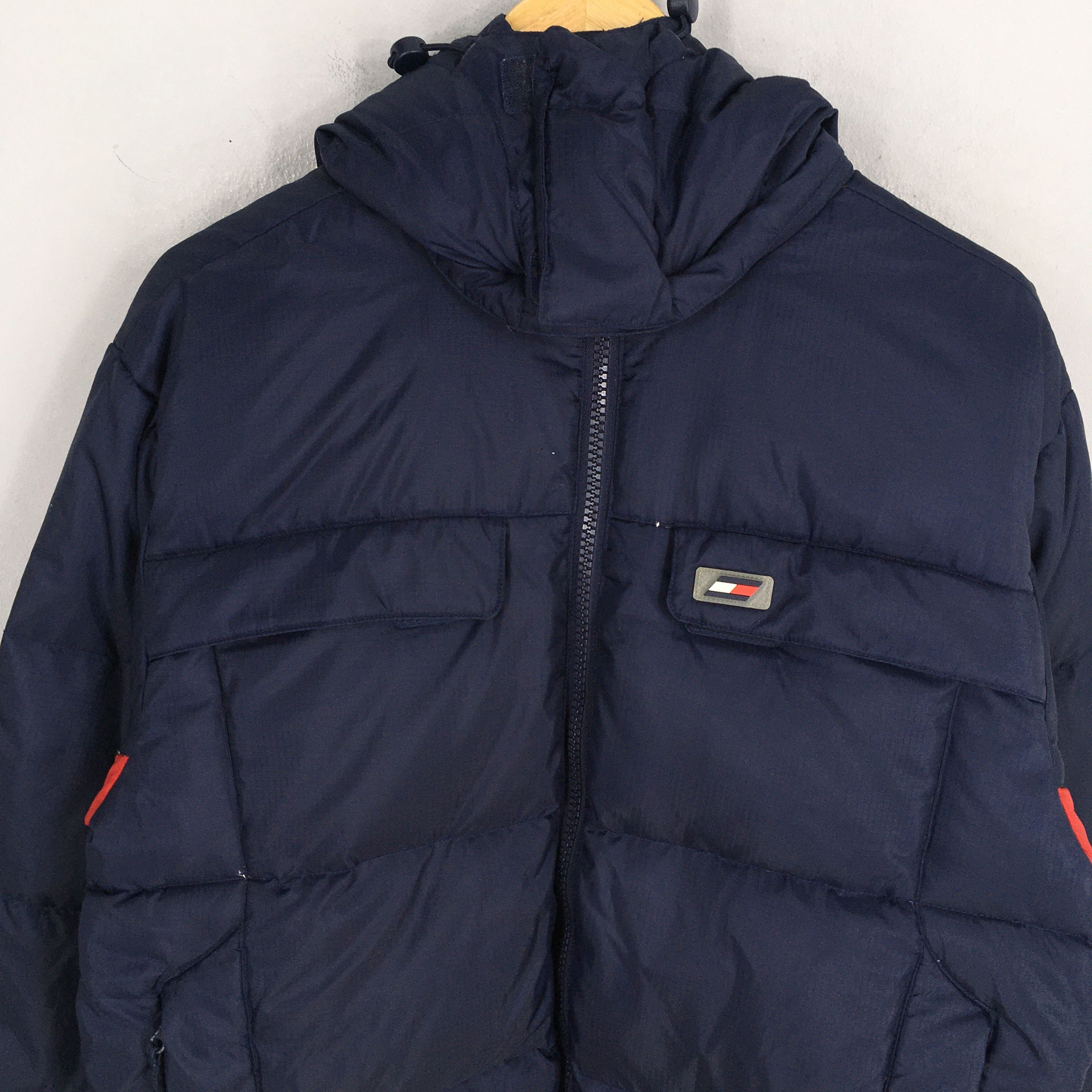Tommy Hilfiger Vintage Tommy Hilfiger Bomber Puffer Jacket Small Size US S / EU 44-46 / 1 - 2 Thumbnail
