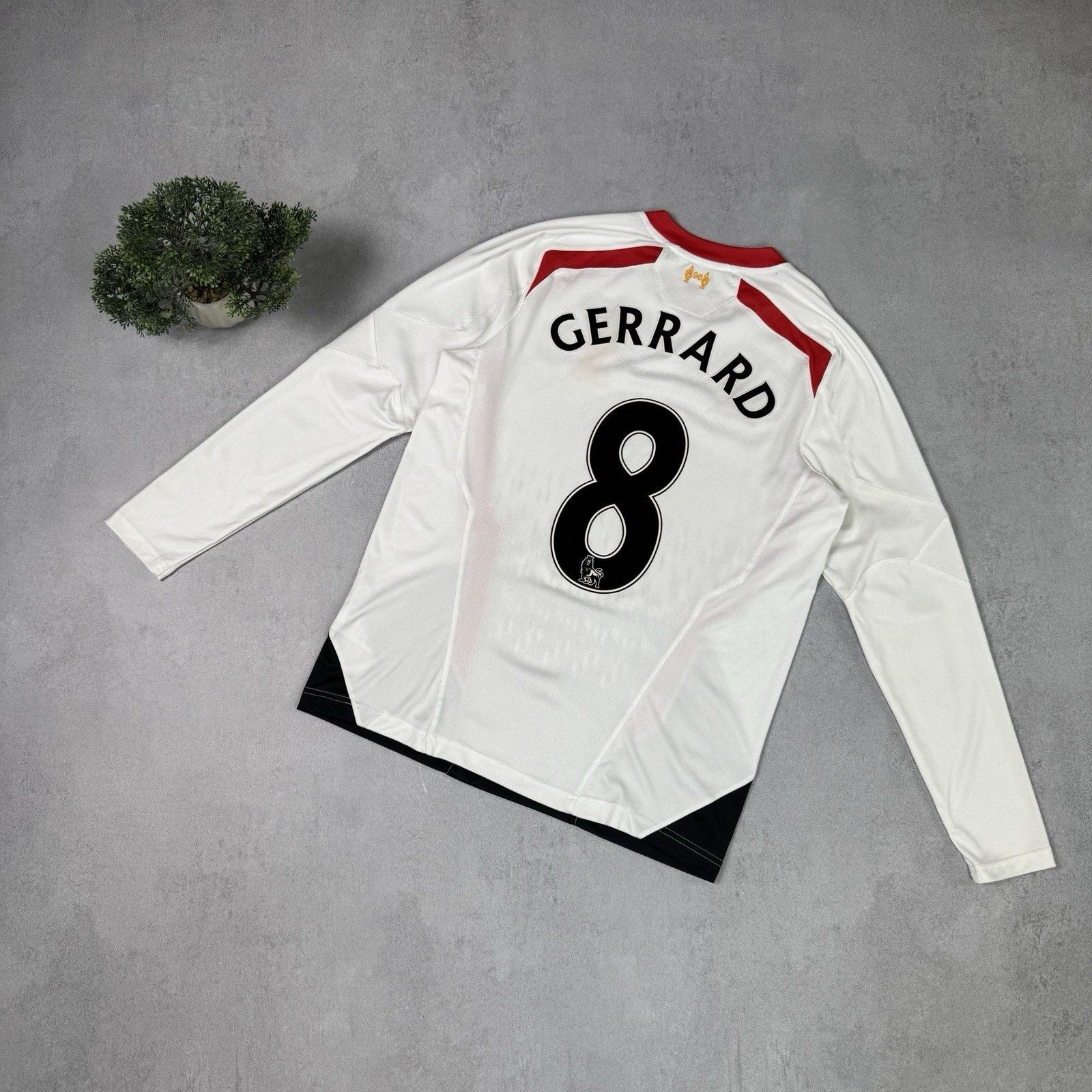 Warrior LIVERPOOL #8 GERRARD Warrior 2013-2014 AWAY JERSEY Size M Size US M / EU 48-50 / 2 - 1 Thumbnail