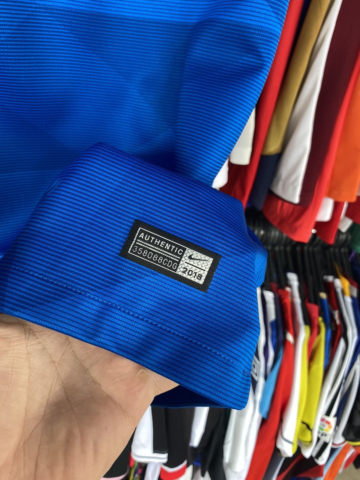 Vintage 2018/19 NIKE BRASIL AWAY SOCCER SHIRT JERSEY Size US L / EU 52-54 / 3 - 6 Thumbnail
