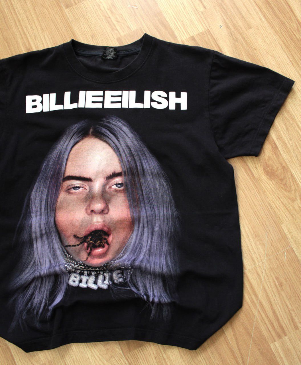 Billie Eilish 🔥 Billie Eilish Tarantula Y2K T Shirt Spider Tour Vintage Size US M / EU 48-50 / 2 - 2 Thumbnail