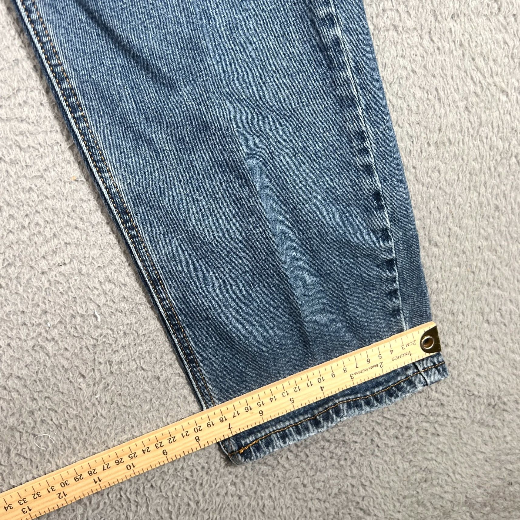 Levi's VINTAGE Levi's 541 Taper Fit Jeans Men Size 33x30 Blue Denim Classic 90s Size US 33 - 2 Thumbnail