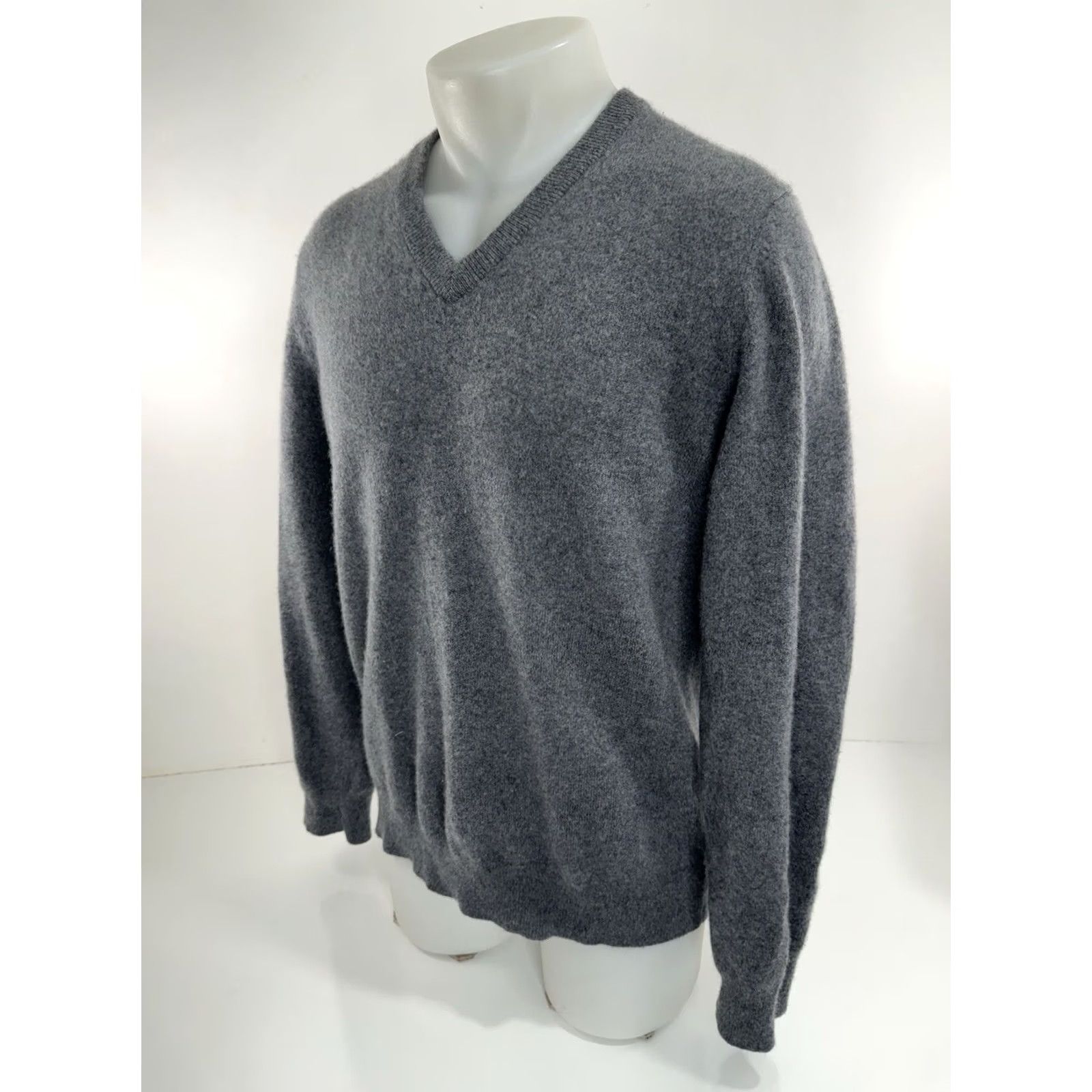 Brooks Brothers BROOKS BROTHERS - SCOTTISH CASHMERE Wool Sweater V-Neck XL Men Gray Pullover Knit Mens XL Cashmere Size US XL / EU 56 / 4 - 3 Thumbnail