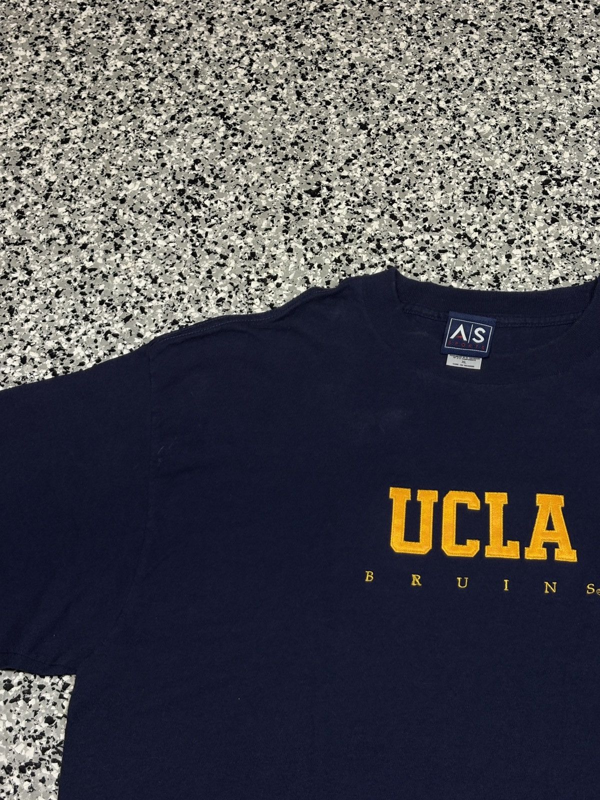 NCAA Vintage 2000s AS Sports UCLA College L/S Tee Size XL 0652 Size US XL / EU 56 / 4 - 7 Thumbnail