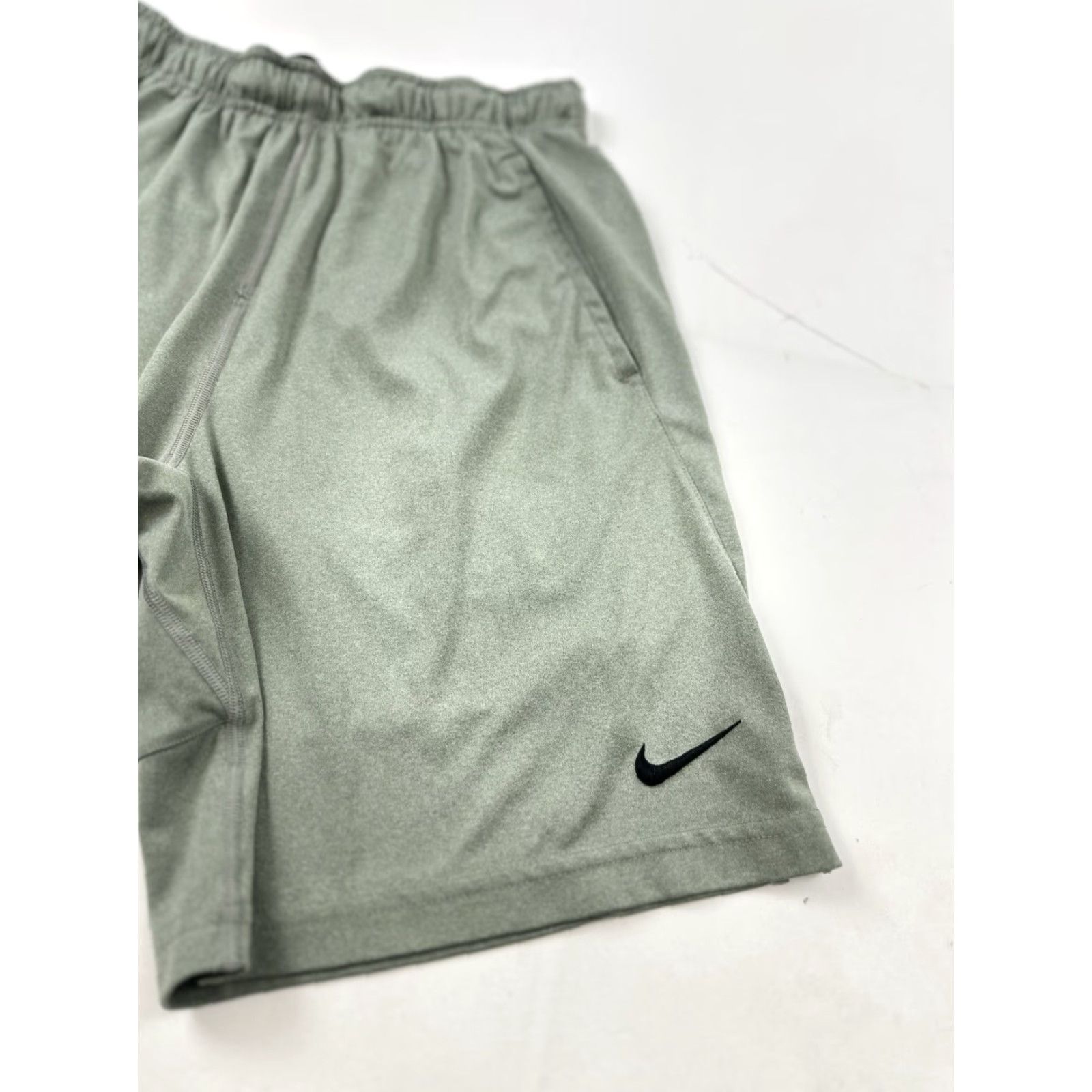 Nike Nike Shorts Men’s S Small Green Grey Basketball Size US 29 - 4 Thumbnail