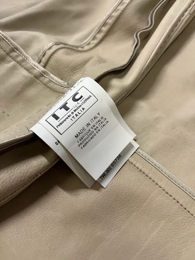 Gianfranco Ferre SS2009 Gianfranco Ferré Beige Suede Vest Dress Size S / US 4 / IT 40 - 12 Thumbnail
