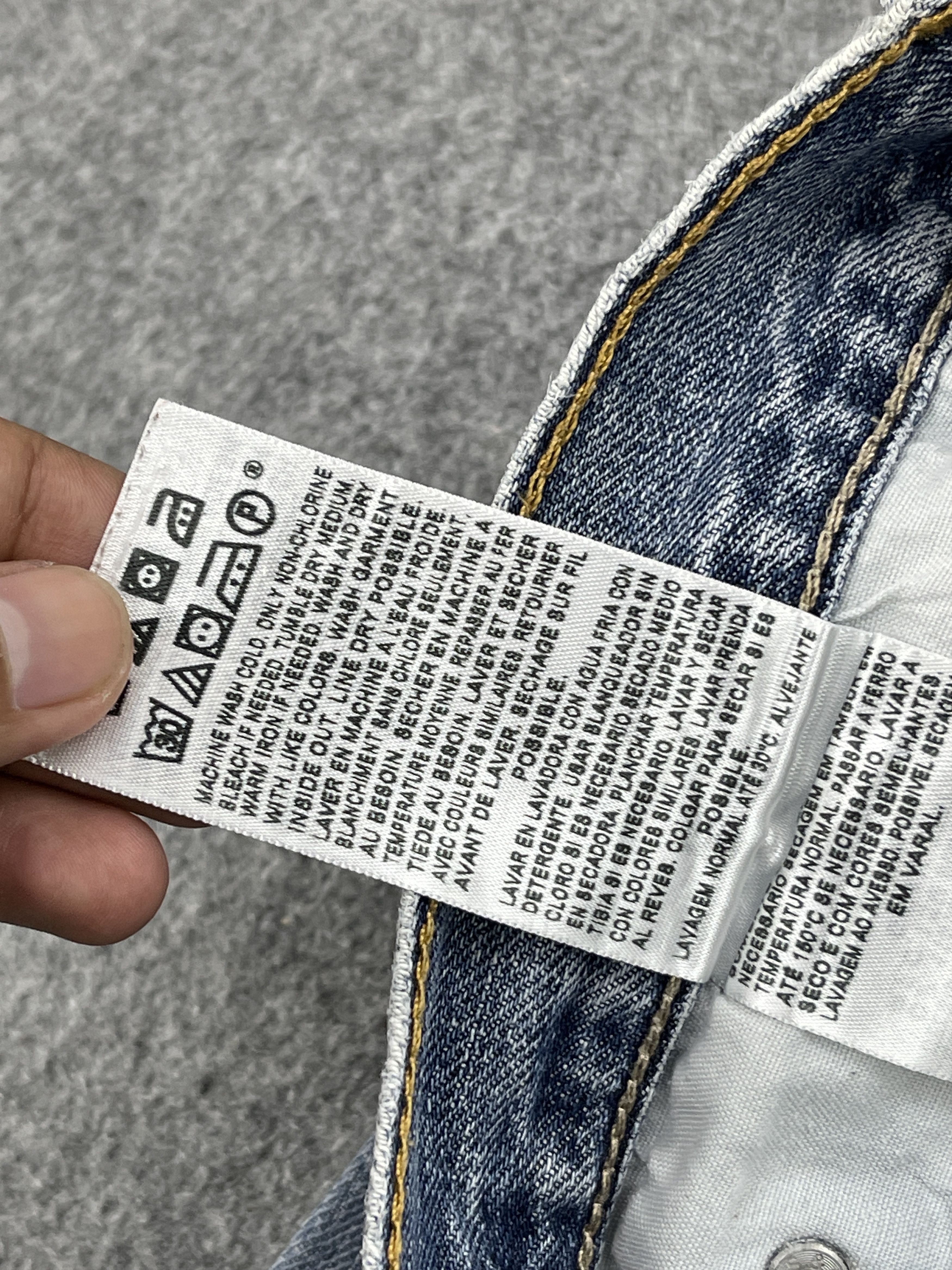 Levi's × Vintage Light Washed Vintage Levis 559 Jeans DP2505 Size US 33 - 10 Thumbnail
