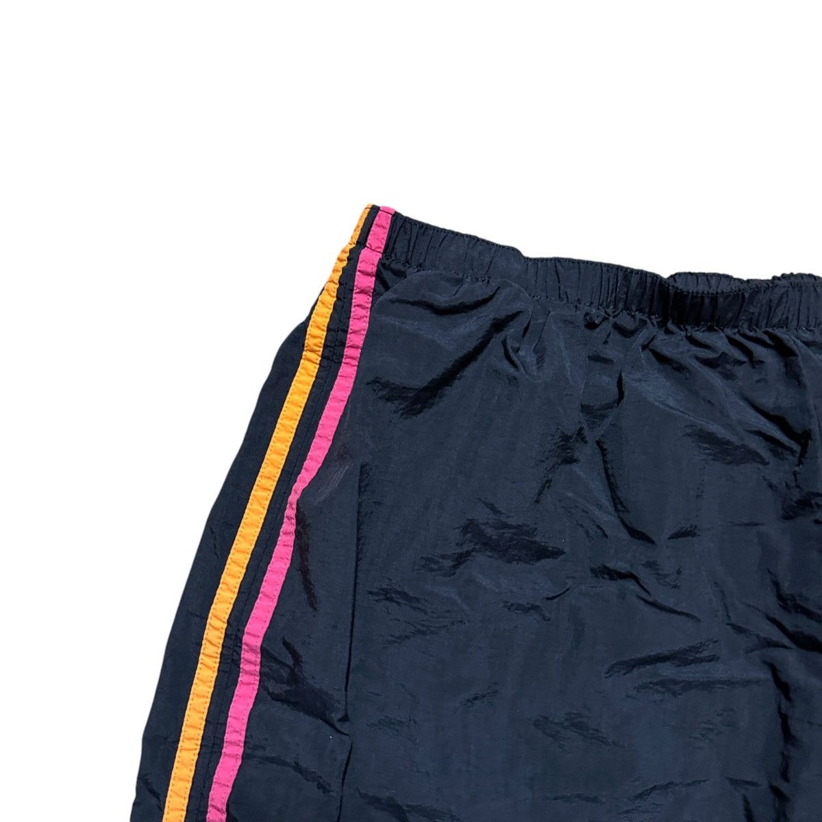Athletic Works × Vintage Vintage 90s Athletic Works Windbreaker Shorts Size US 36 / EU 52 - 3 Thumbnail