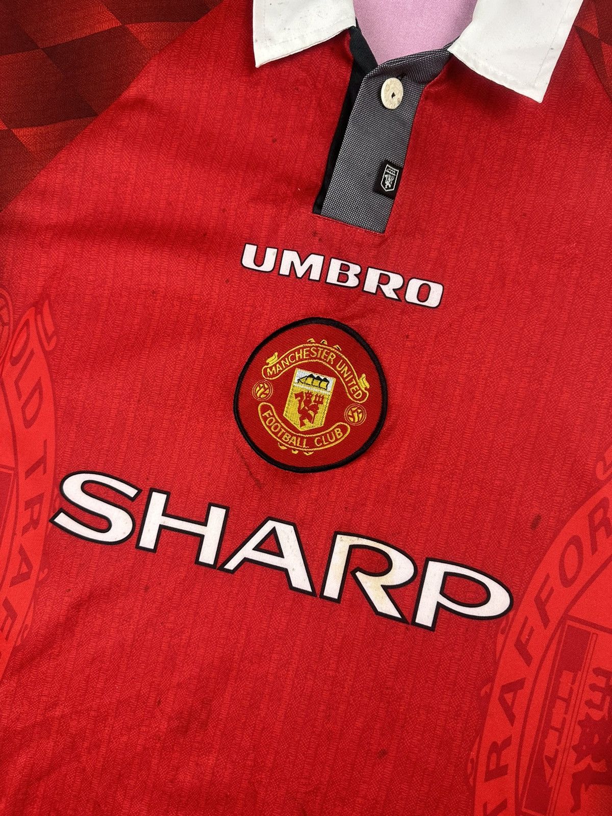 Umbro Umbro Manchester United 1996/98 Home Soccer Jersey Size US XS / EU 42 / 0 - 4 Thumbnail