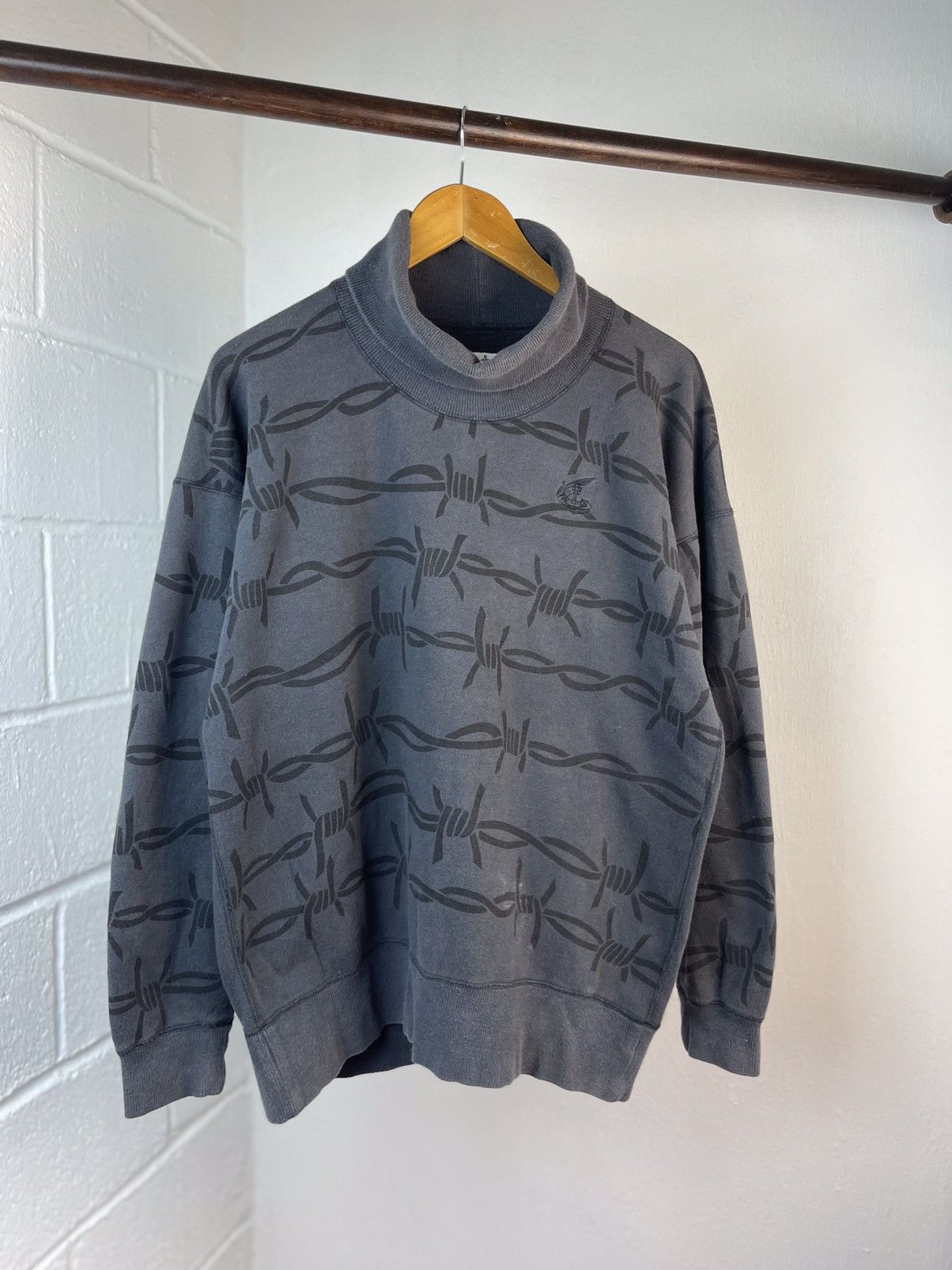 Vivienne Westwood A/W 13/14 VIVIENNE WESTWOOD BARBEDWIRE TURTLENECK Size US L / EU 52-54 / 3 - 2 Thumbnail