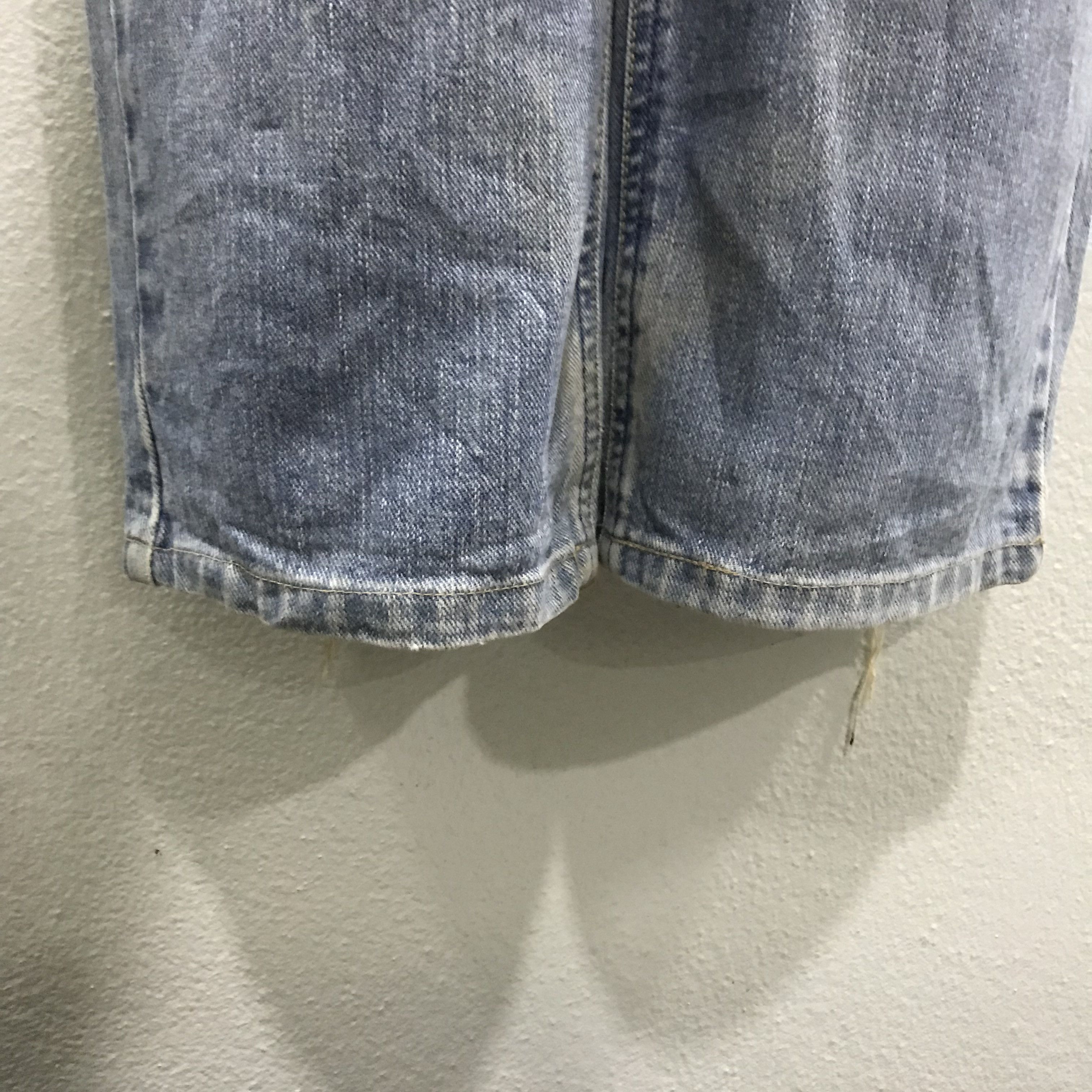 Lee Vintage 90s Lee Light Wash Jeans High Rise Straight Leg Size US 29 - 6 Thumbnail