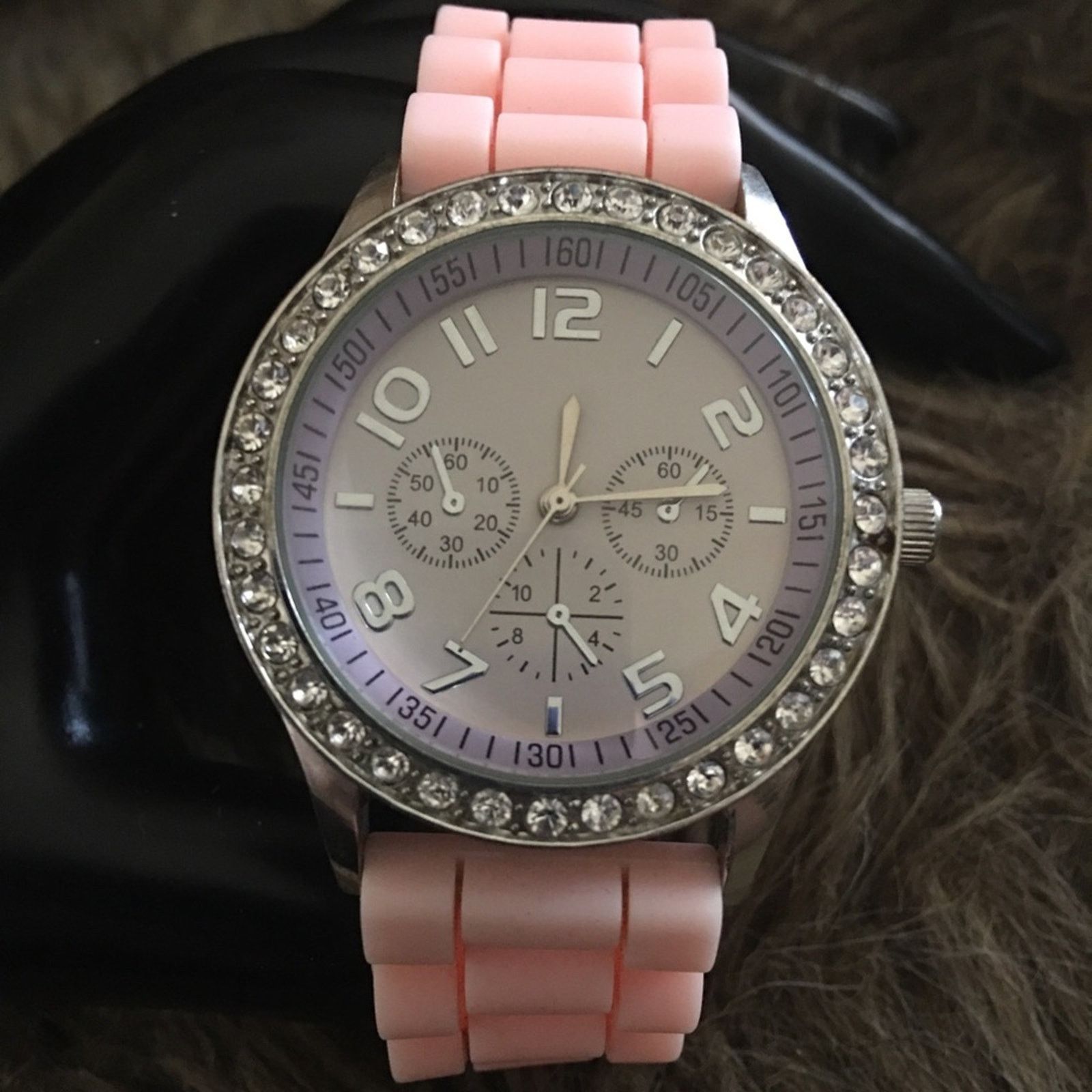 Jewelry Ladies Darice baby pink soft silicone band watch Size ONE SIZE - 1 Thumbnail